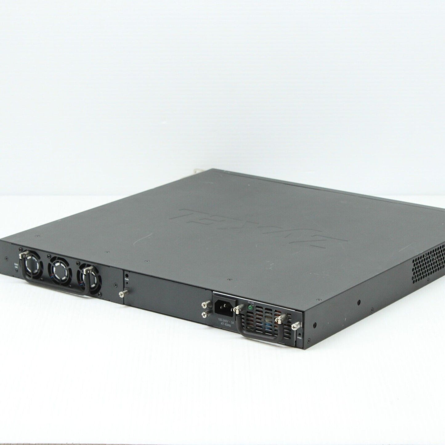 00ec0d8555fa70ac3febe4184a4d505b