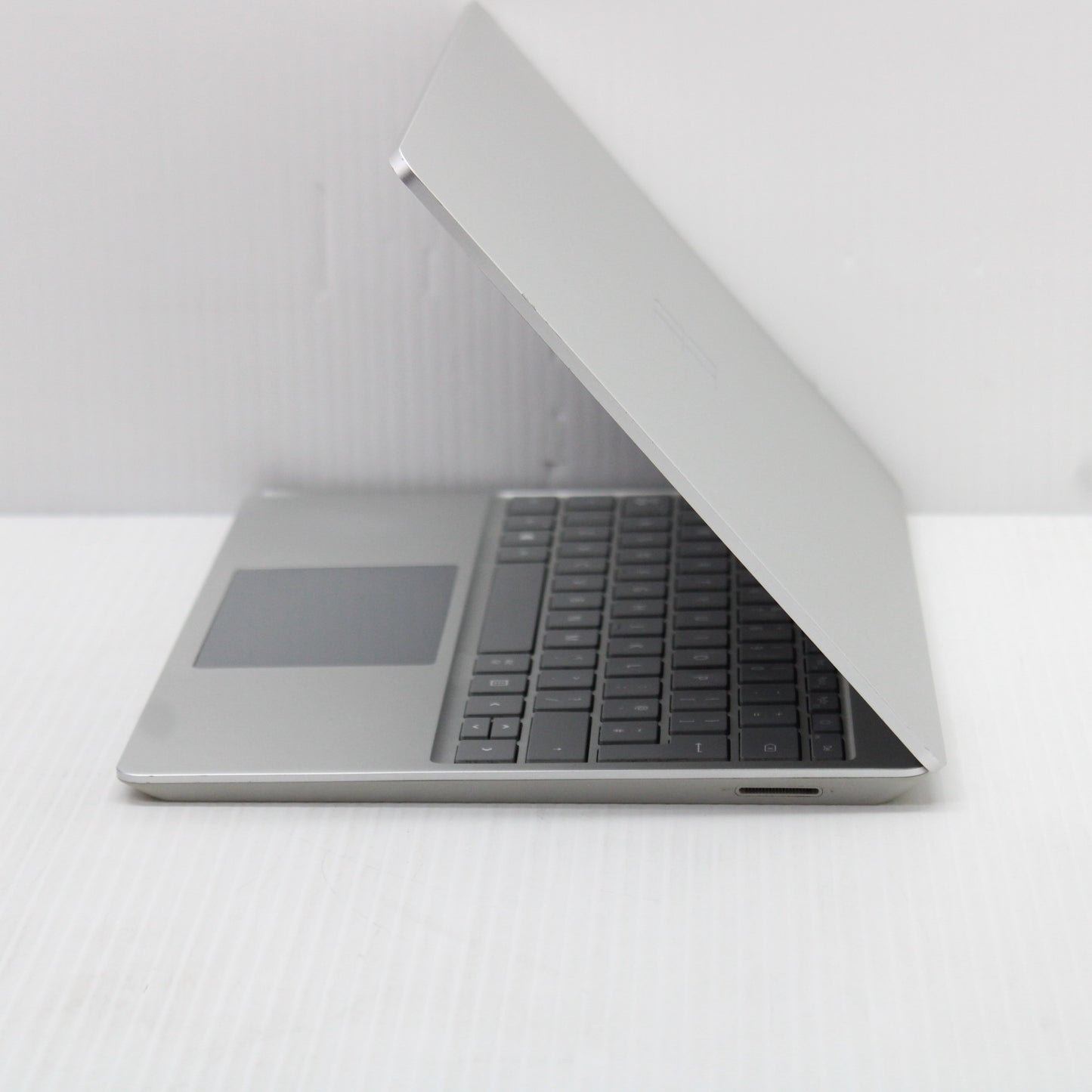 c560f76981265f91a618d690cc6a33e2