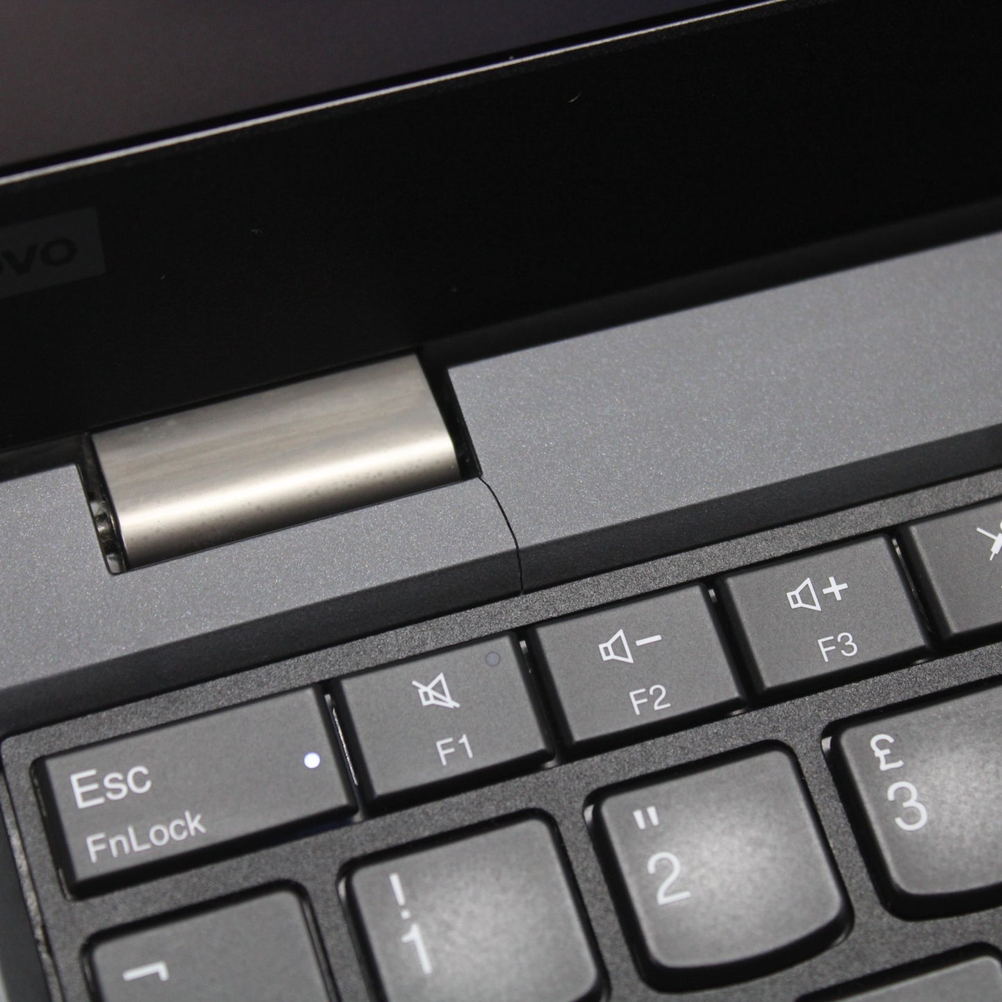 6964be1e9c2d055d06b7f3990641a401