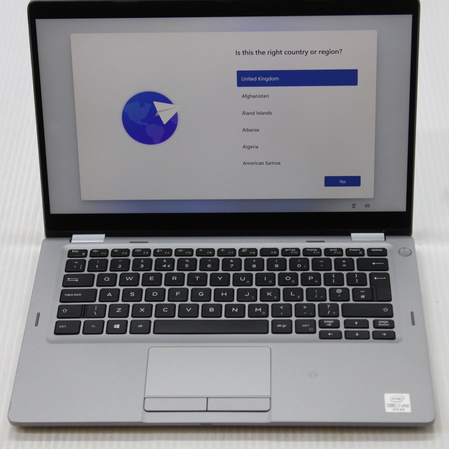 Dell Latitude i7 2 in 1 Touch 5310 16GB RAM 256GB NVMe Intel 10610U Windows 11