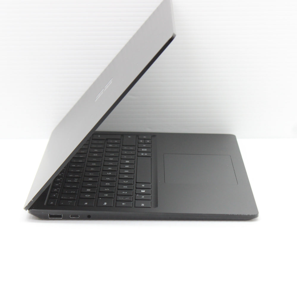 7760f62ee8519ff438b4da81cfe833f7