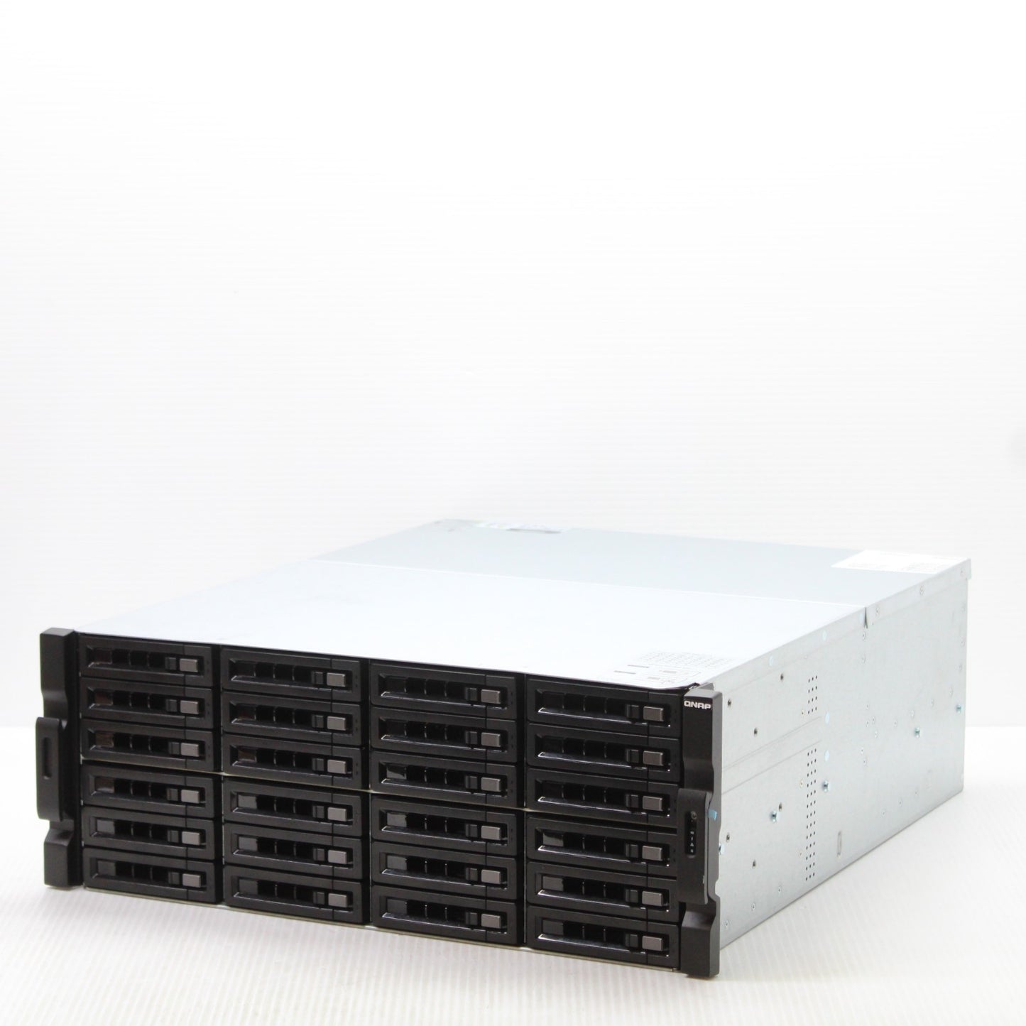 QNAP TS EC2480U RP NAS 3GB RAM 20x 10TB WD Gold DataCentre HDD Intel Xeon