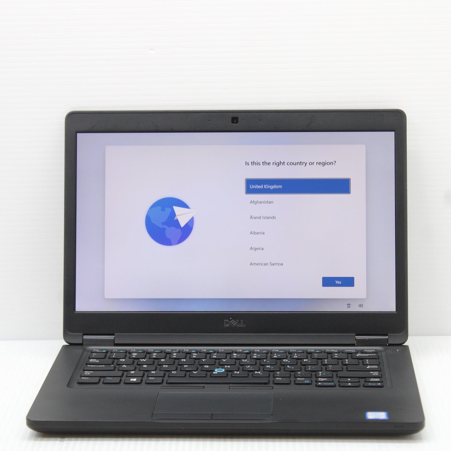 Dell Latitude i7 Laptop 14 inch 5490 16GB RAM 256GB SSD Intel 8650U Windows 11