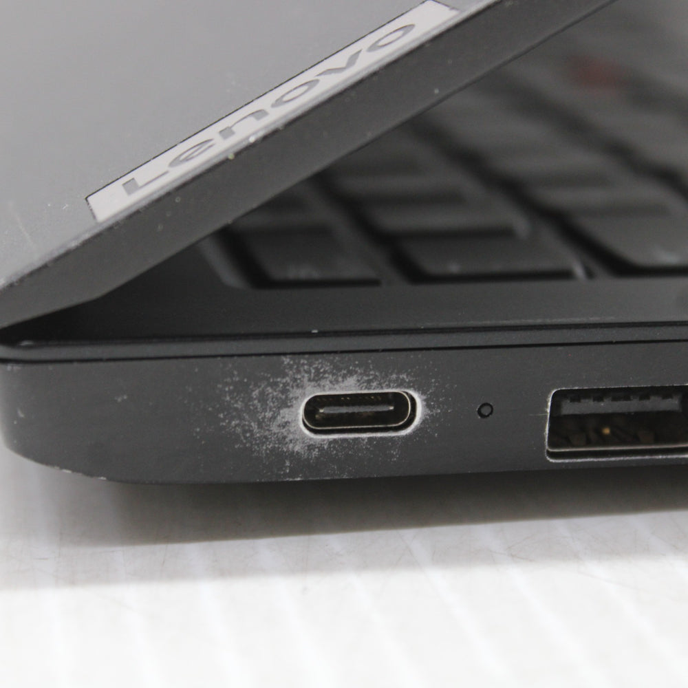 21068e38129e5f0767d8d8ef57561597