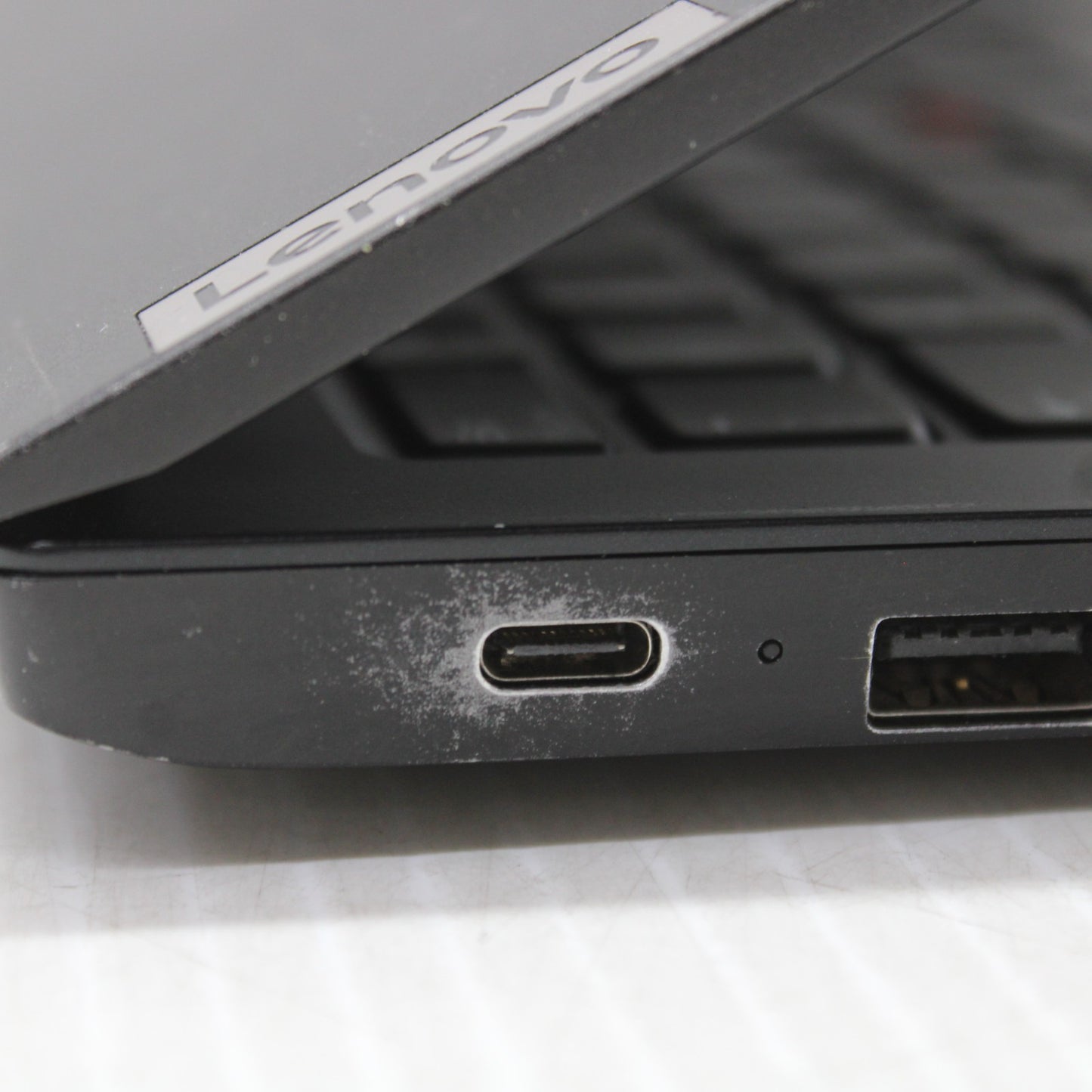 21068e38129e5f0767d8d8ef57561597