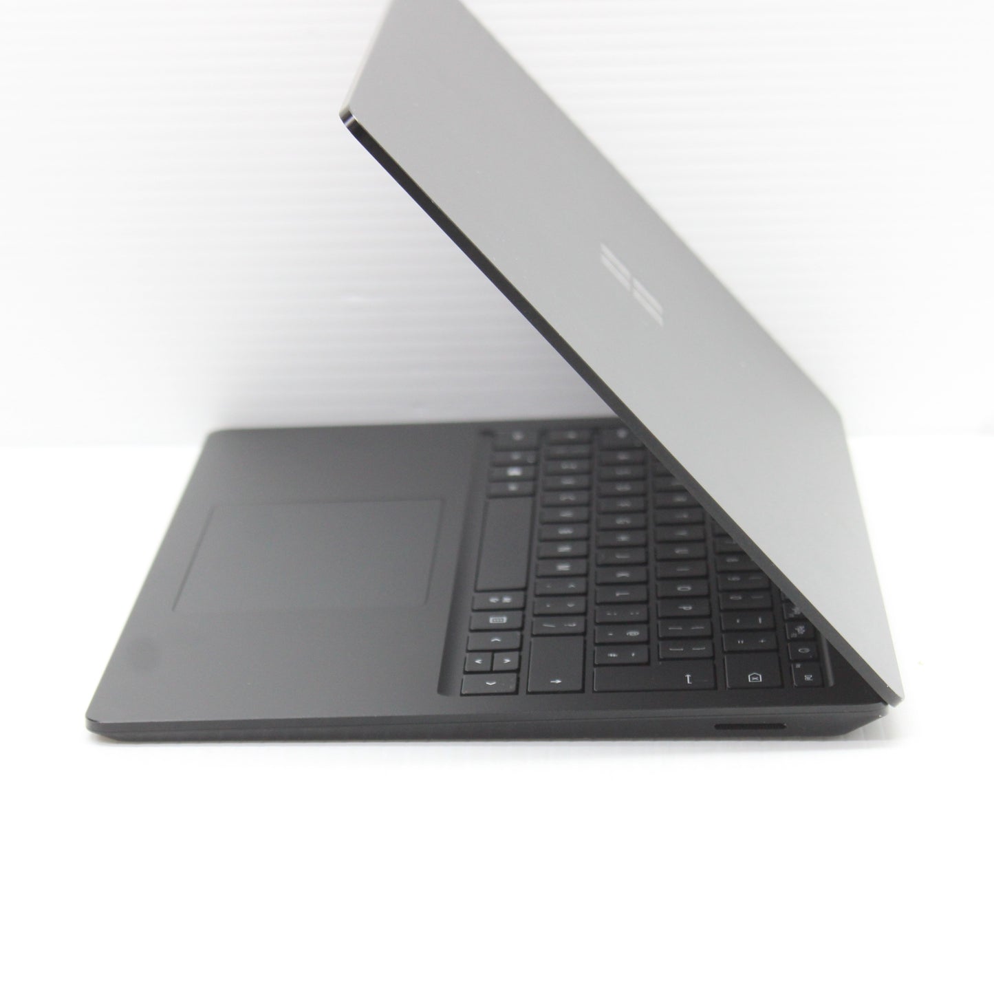 a8b7c905b80e2f3c79f612c8b60cd7a6