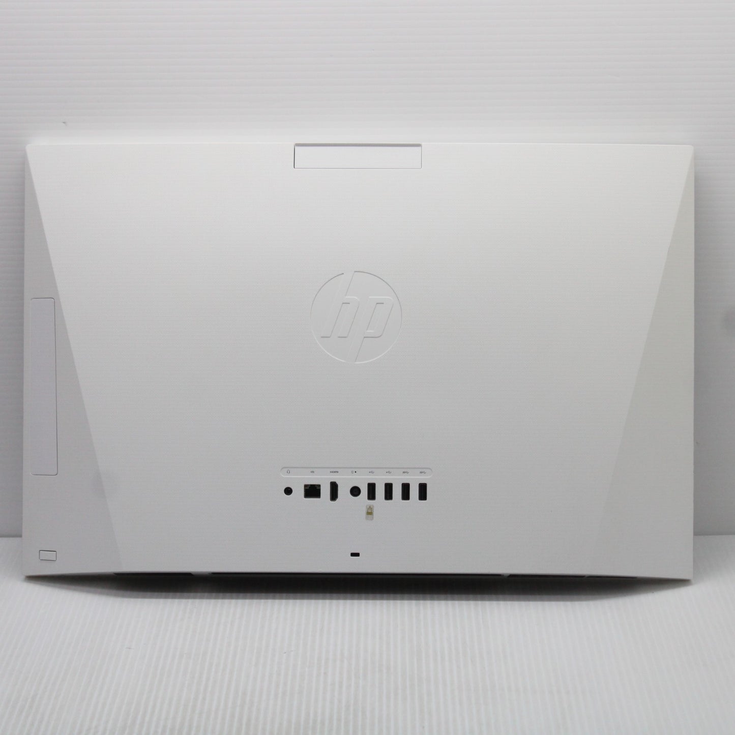 HP i5 All in One PC 23.8 in 24-df0xxx 8GB RAM 256GB NVMe Intel 10400T Windows 11