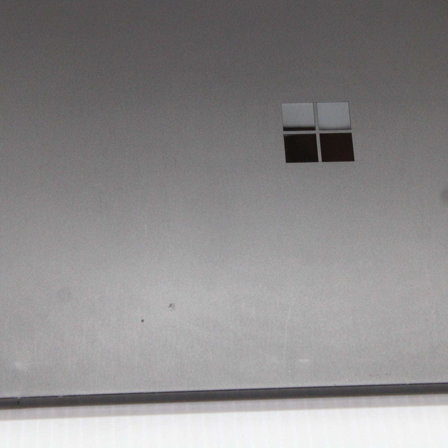 633442f0350f14304a0b18b729ba797e