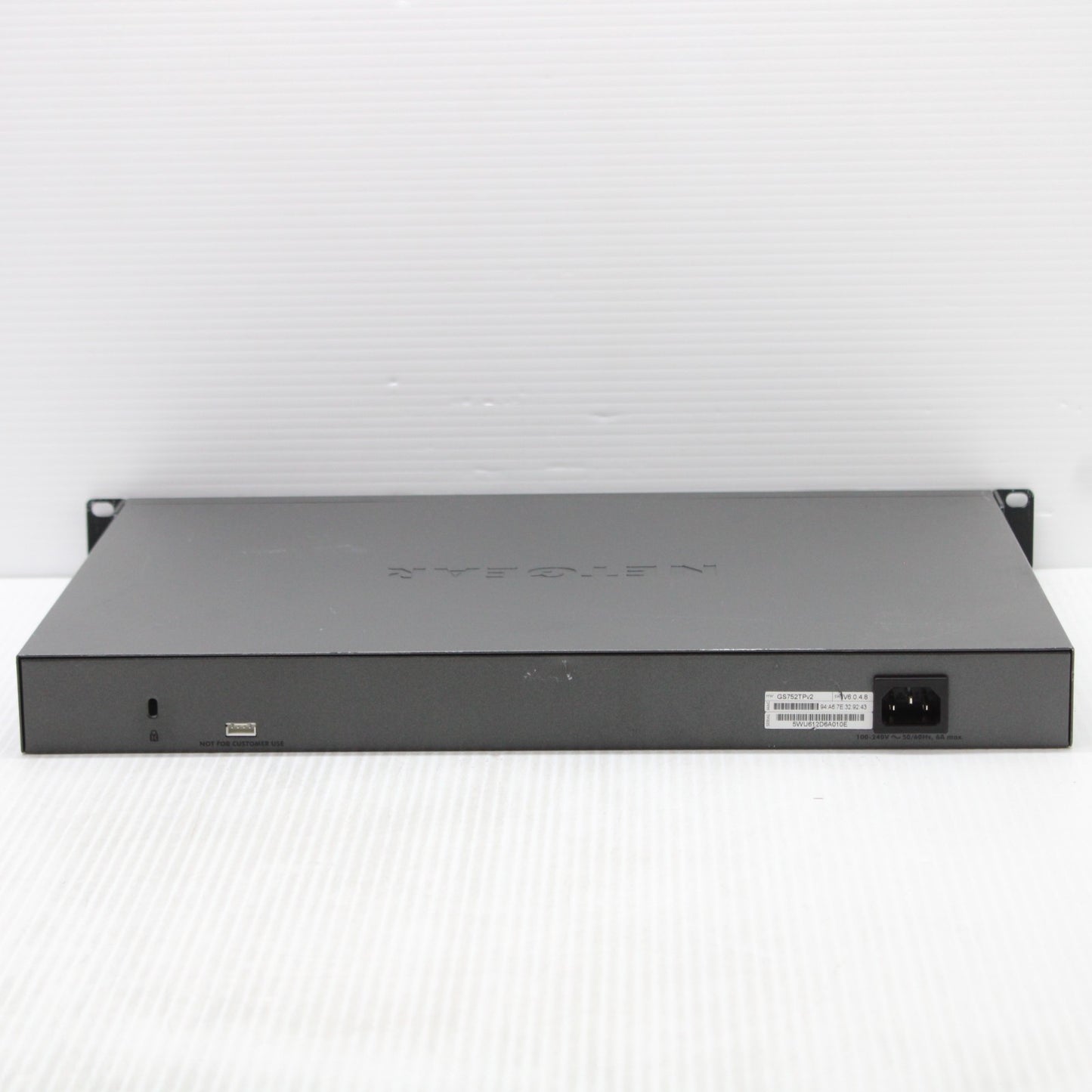 Netgear ProSafe GS752TP Smart Switch 48 Port 1Gbps Gigabit PoE and 4 Gb SFP