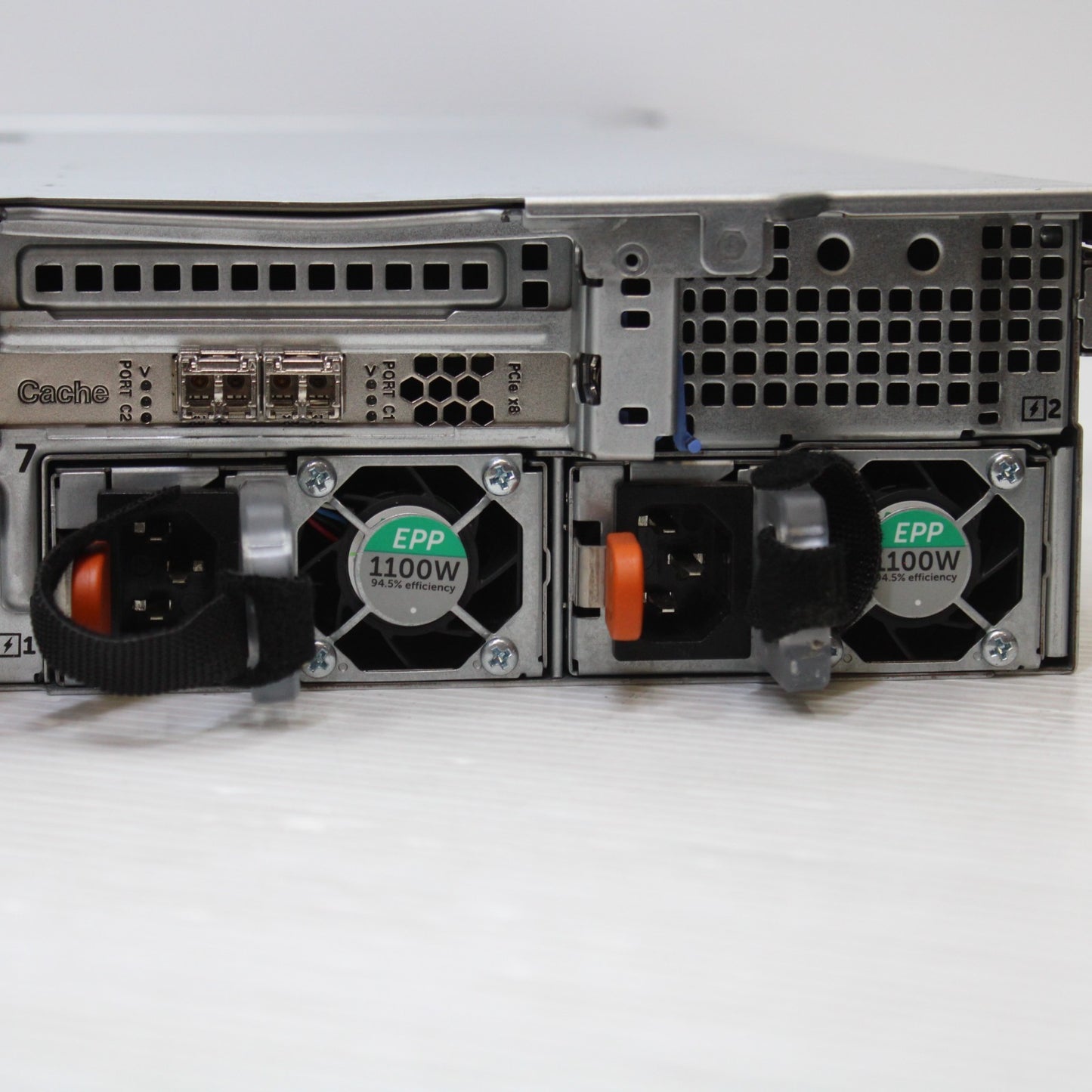 Dell Storage SC900 2u Server 2x Intel Xeon E5 2667 v3 256GB RAM 8x 32GB 2400T