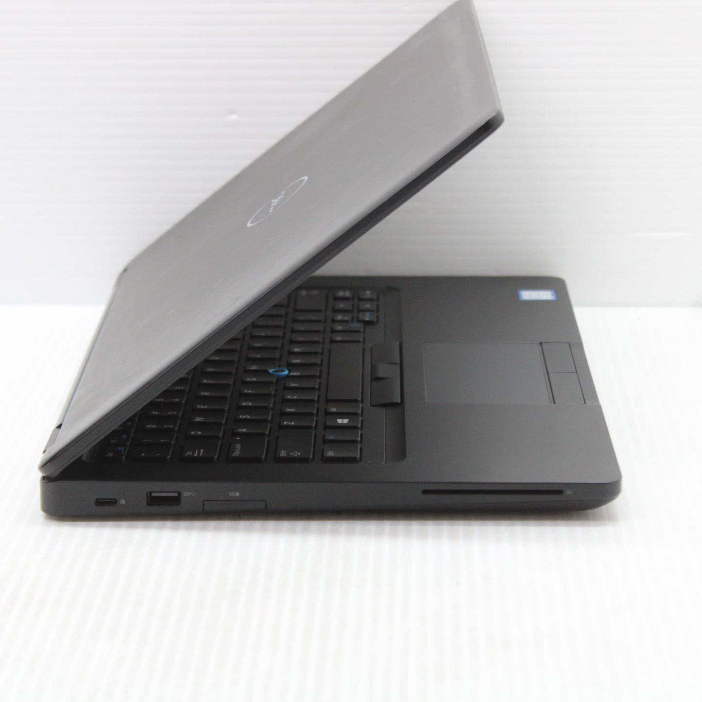 Dell Latitude i7 Laptop 14 inch 5490 16GB RAM 256GB SSD Intel 8650U Windows 11