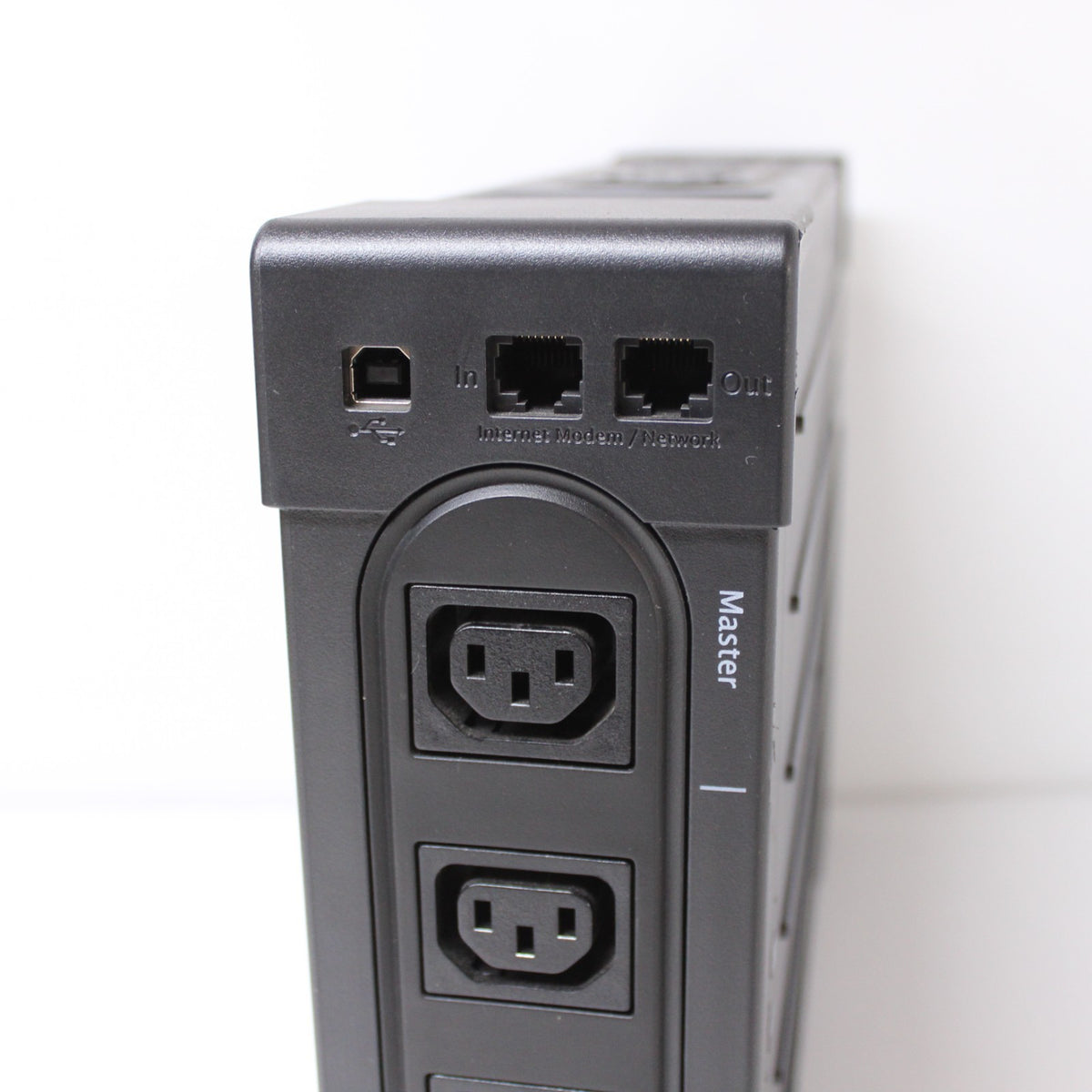 Eaton Ellipse PRO ELP1600IEC UPS 1600VA 1000W 8x C13 outlets, 2U, LCD, USB, Eco