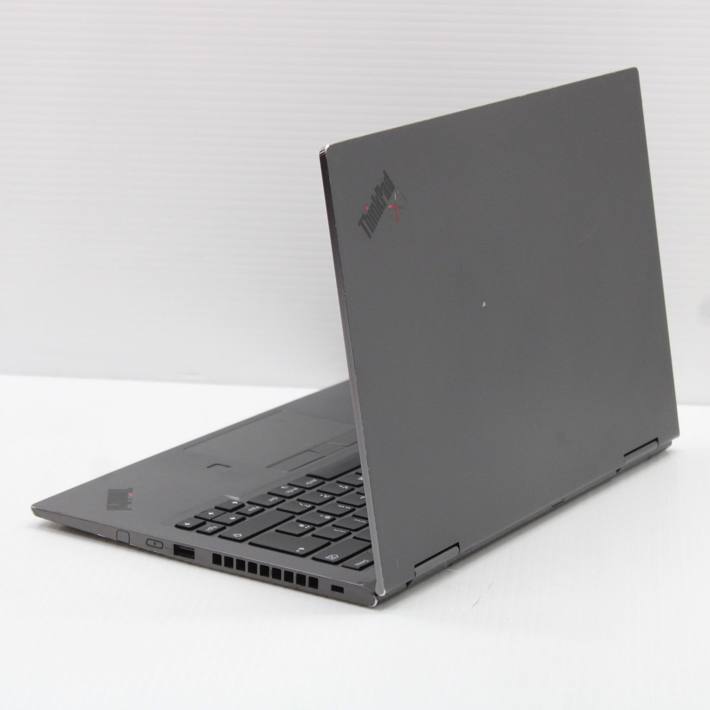 63b7d5e4ccc5cd6f0d95796d50b552f6