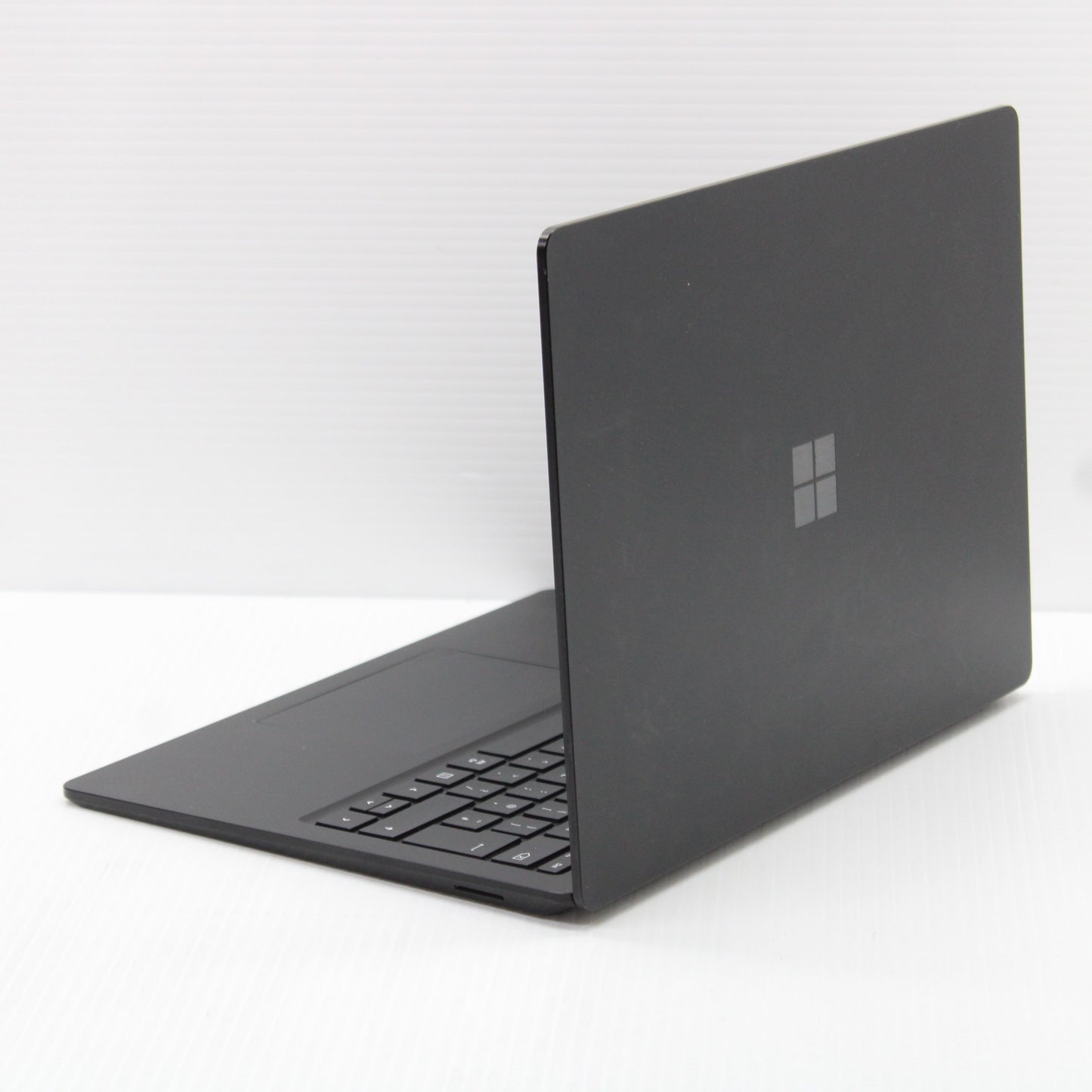 adaf3fe94a86015878e66f6c05643dc5