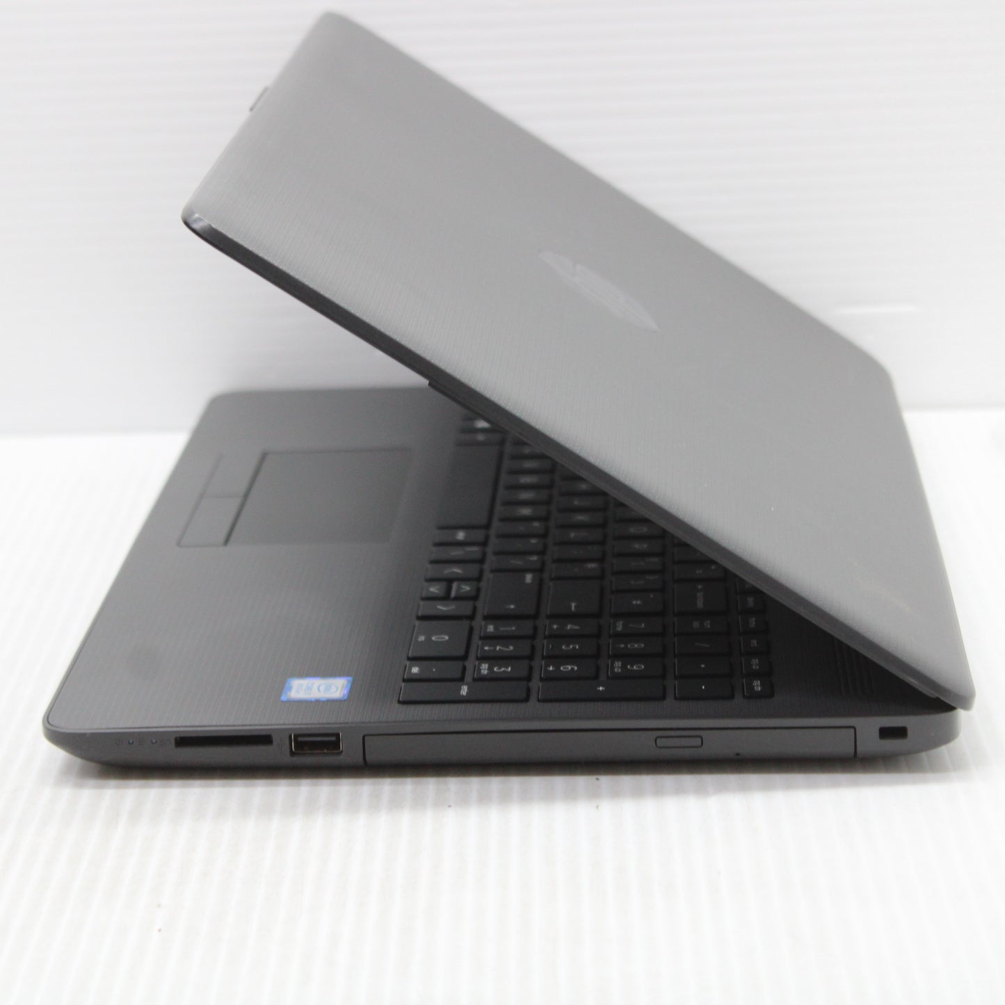 HP NoteBook i7 Laptop 15.6 in 250 G7 12GB RAM 256GB NVMe Intel 8565U Windows 11