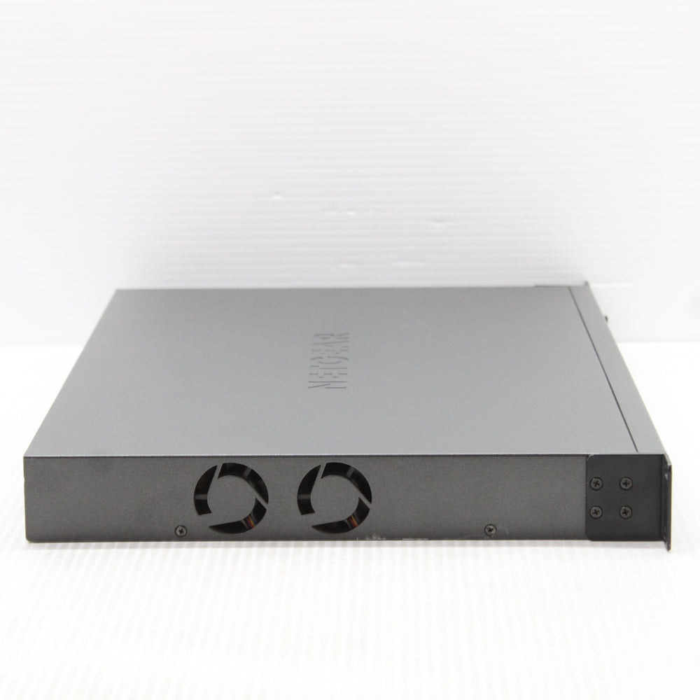 Netgear ProSafe GS752TP Smart Switch 48 Port 1Gbps Gigabit PoE and 4 Gb SFP