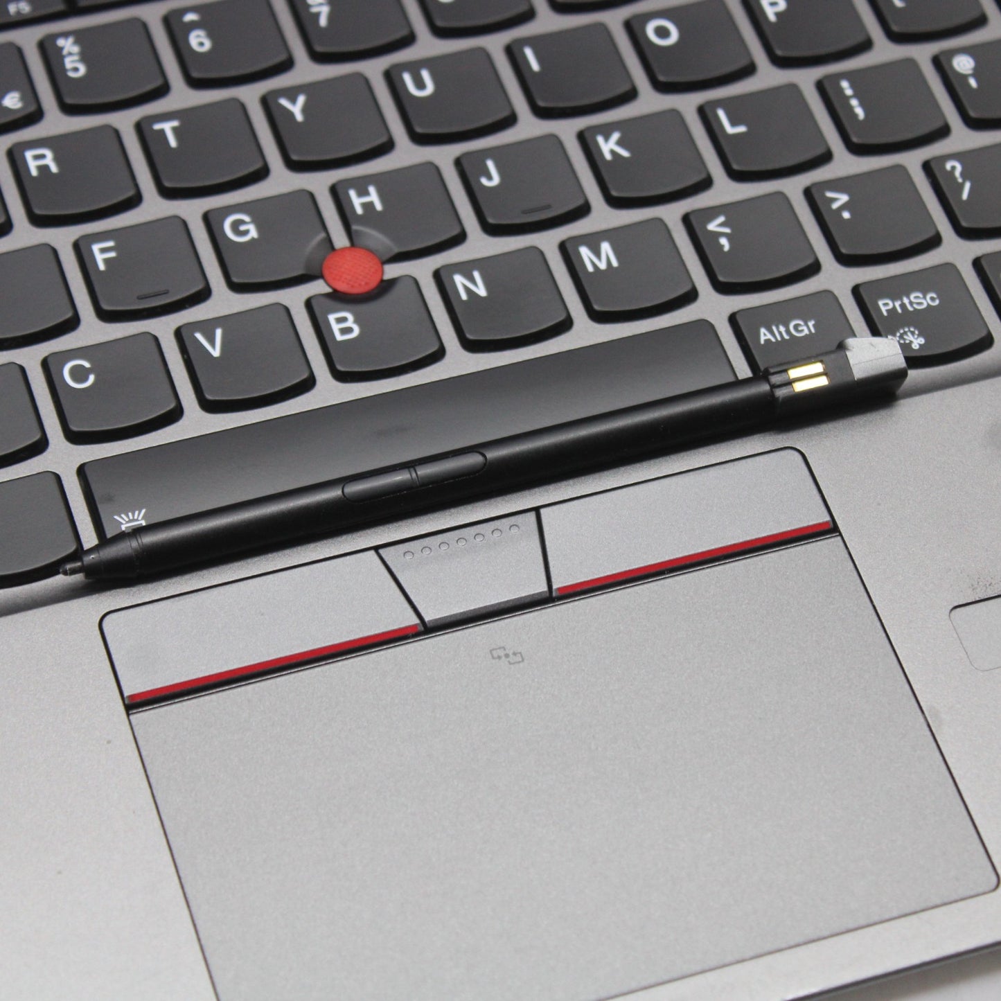 ac6f25fbca3e4a1d773285cf816652b8