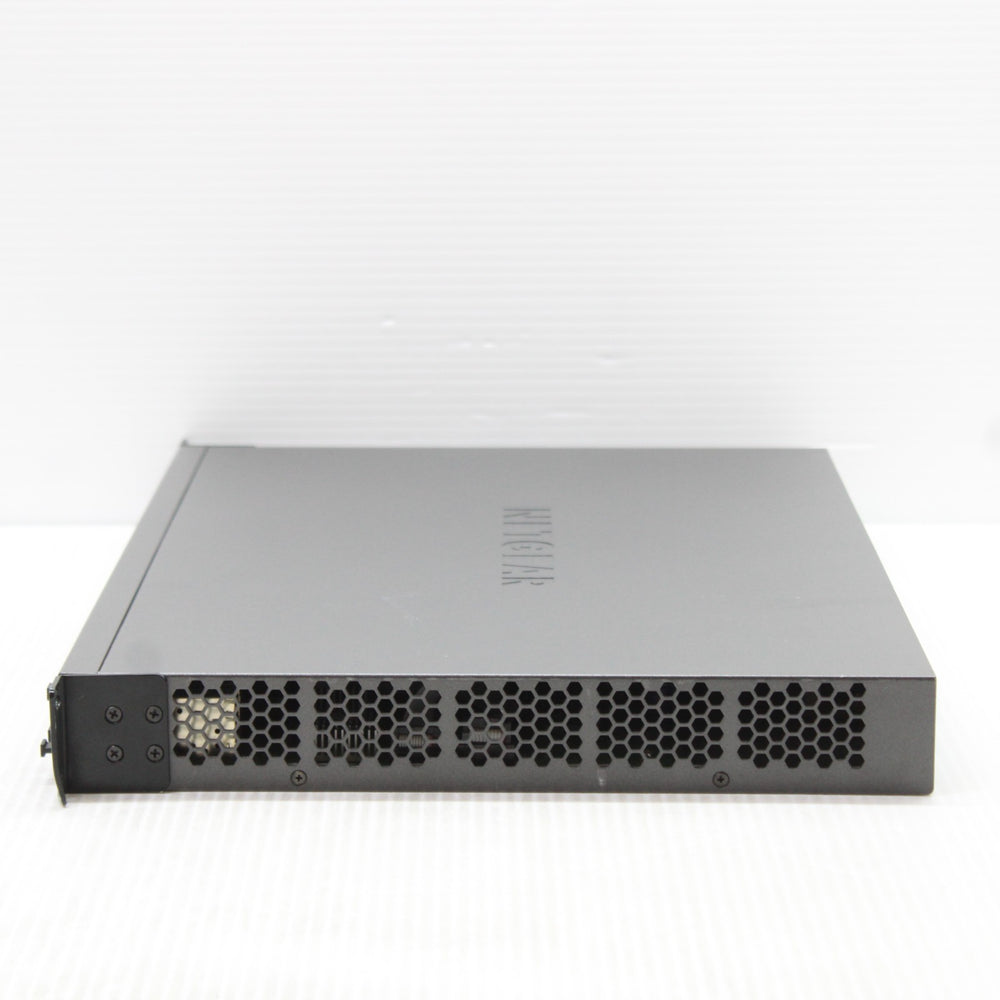 Netgear ProSafe GS752TP Smart Switch 48 Port 1Gbps Gigabit PoE and 4 Gb SFP