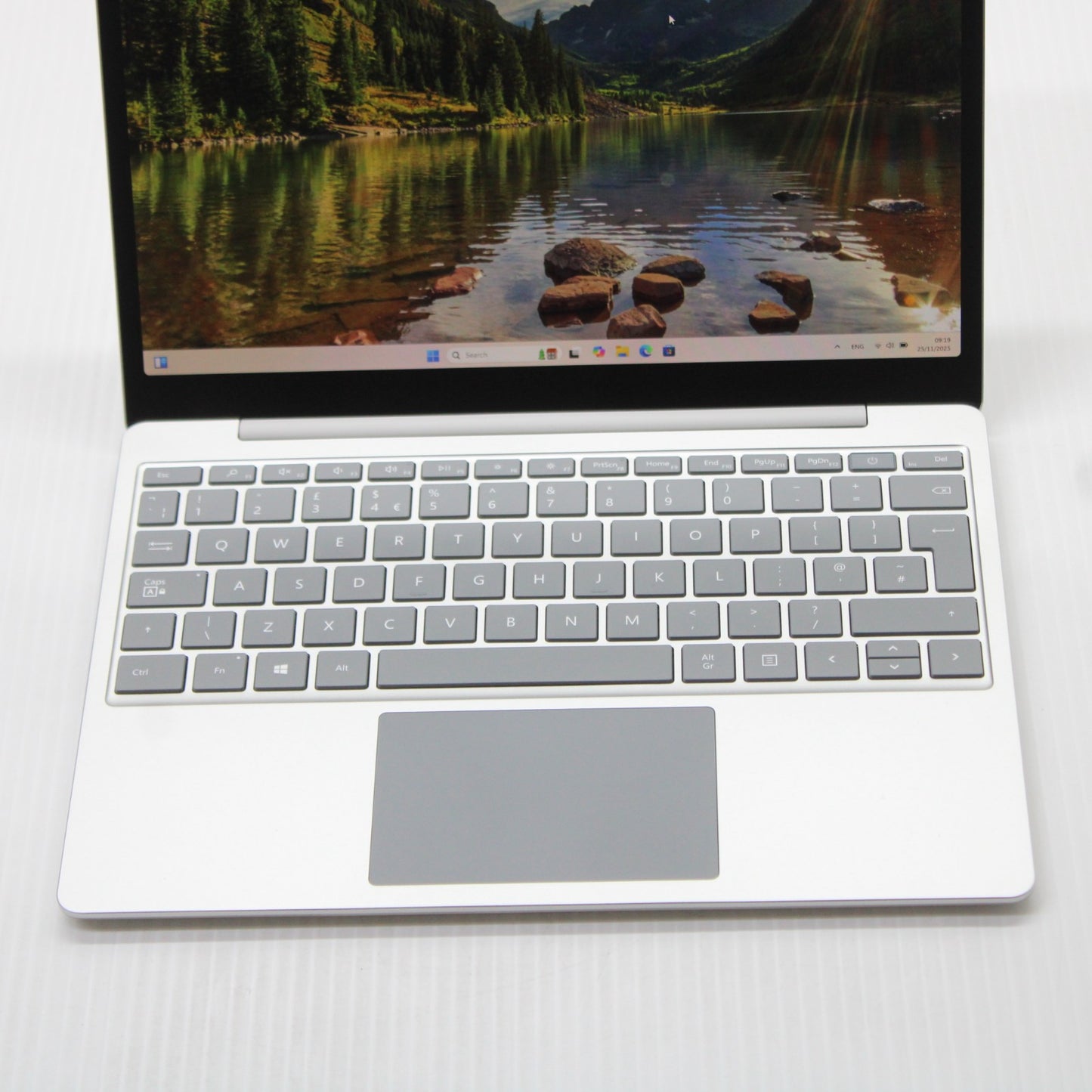 1939773c22ea538e27f53c1efe1afb82