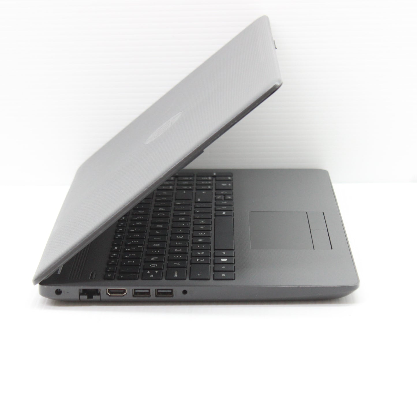 c16b77e8d414ac366e62bd6833bf5913