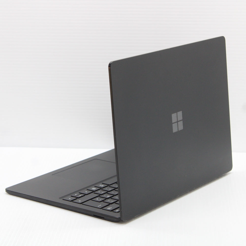 58594c0fb6b66931797d4b0b71d8c4e0