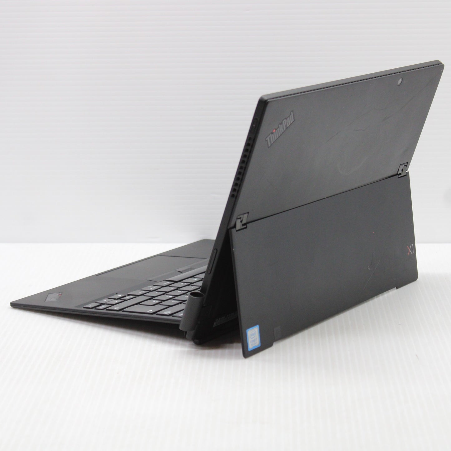 698a25e3abbe31a8b9f3e03ec150b833