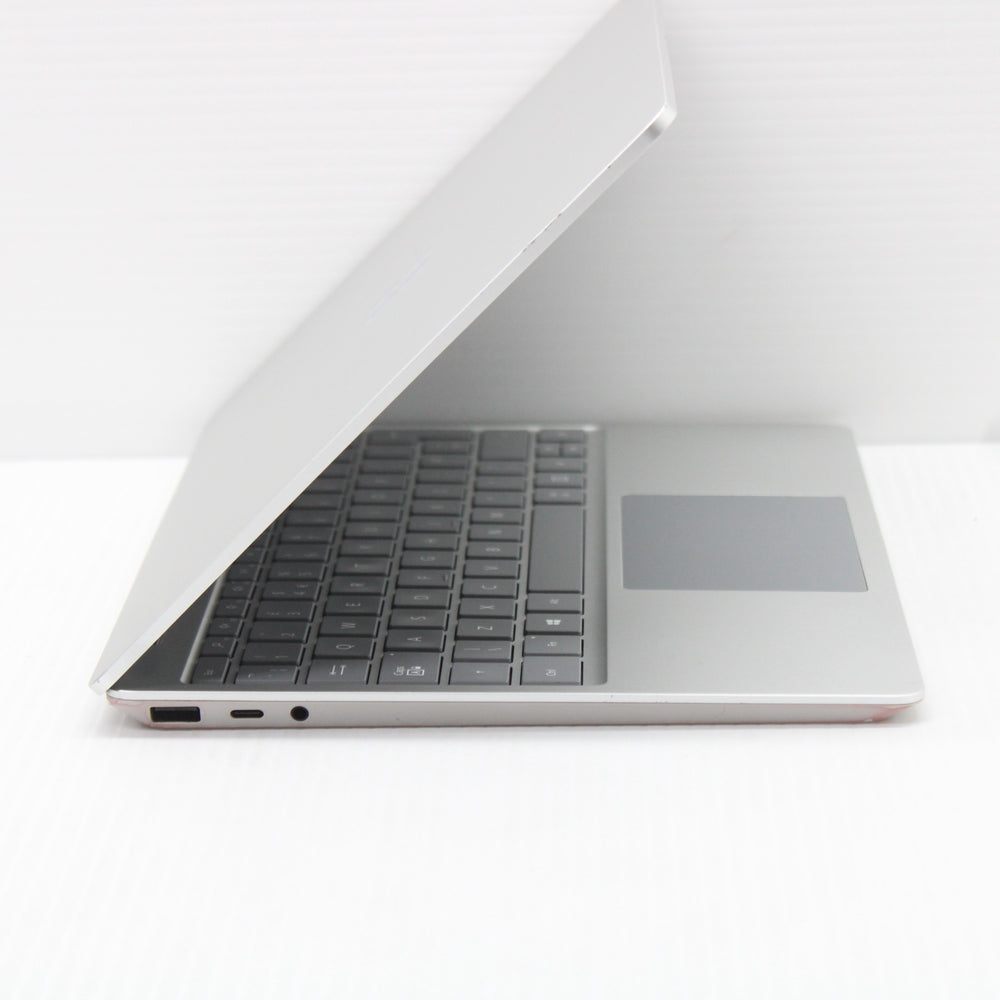 952d528d8085a6520a381ffbacb4af84