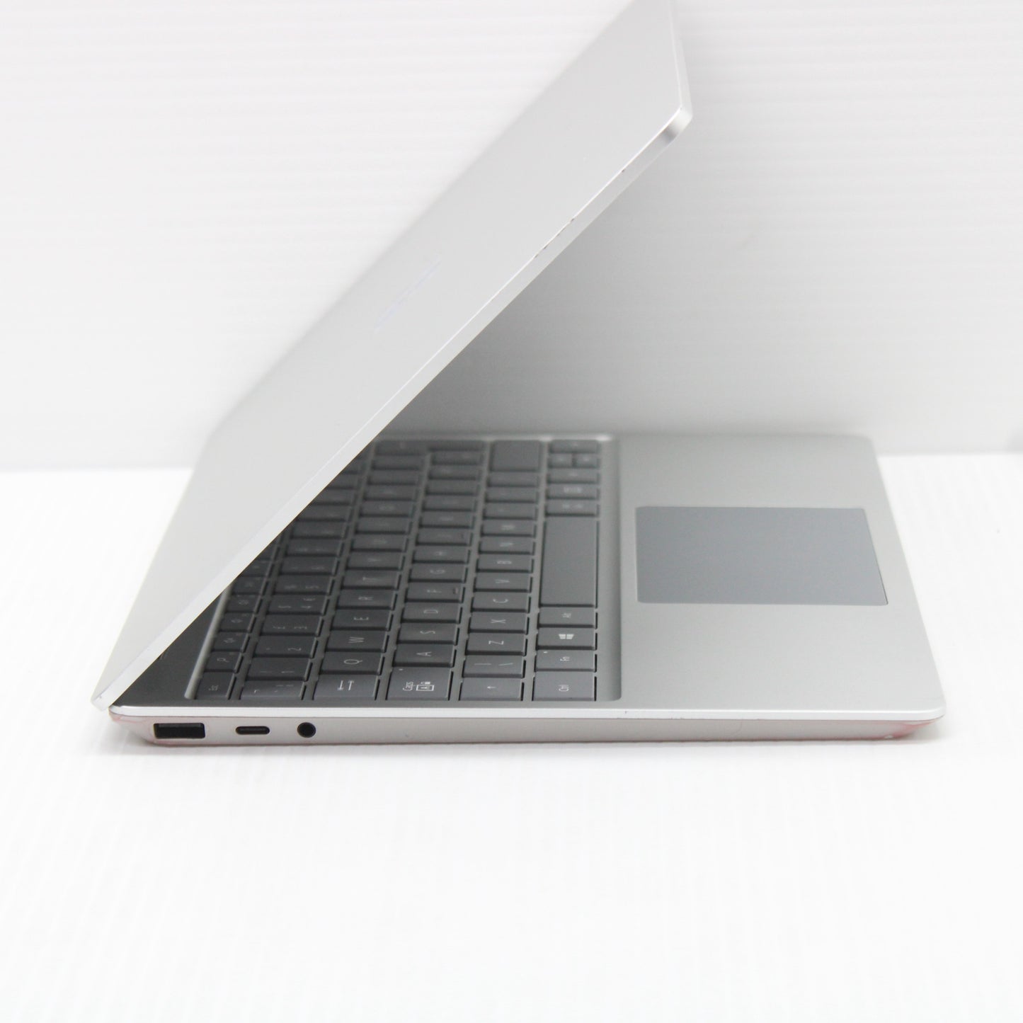 952d528d8085a6520a381ffbacb4af84