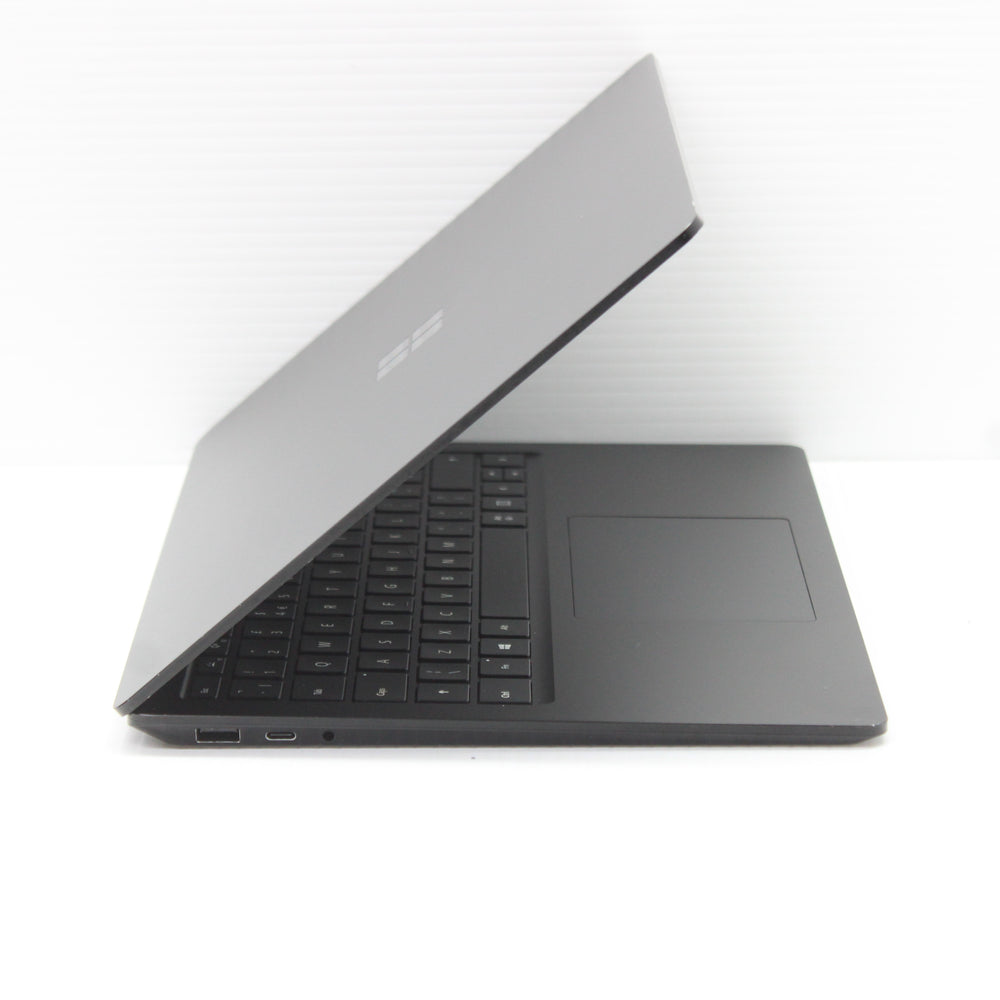 8fff3707596eb7b1142c80adb8683b52