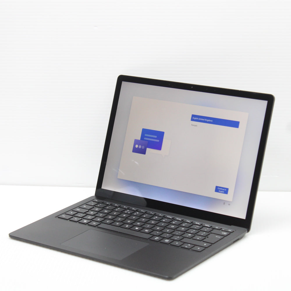 8482e5555aa7f898bce66280071feb03