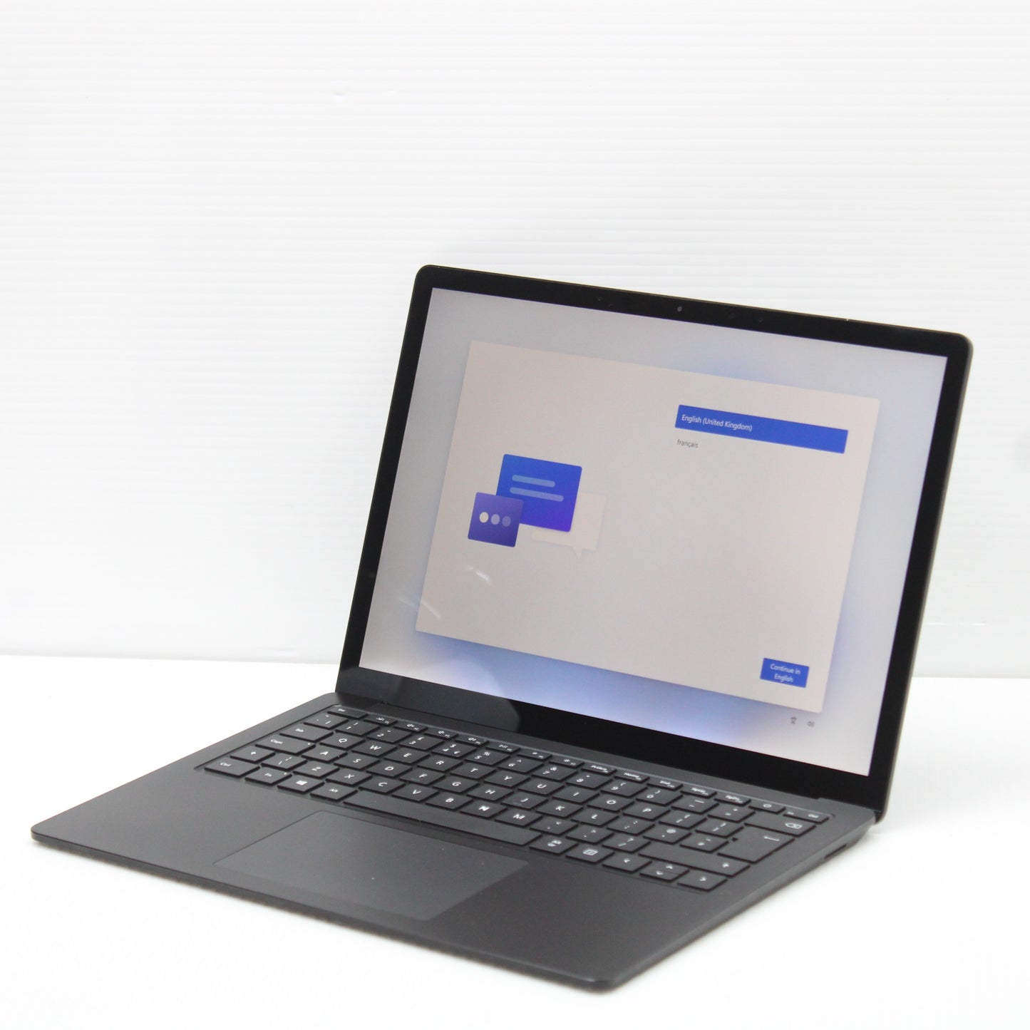 8482e5555aa7f898bce66280071feb03