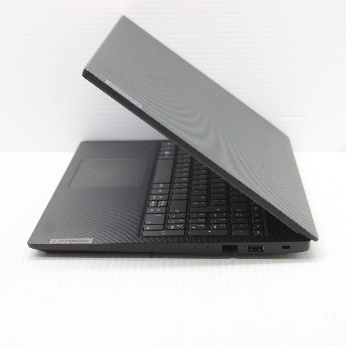 72b26e7a75d4312d4d94d169737ef261