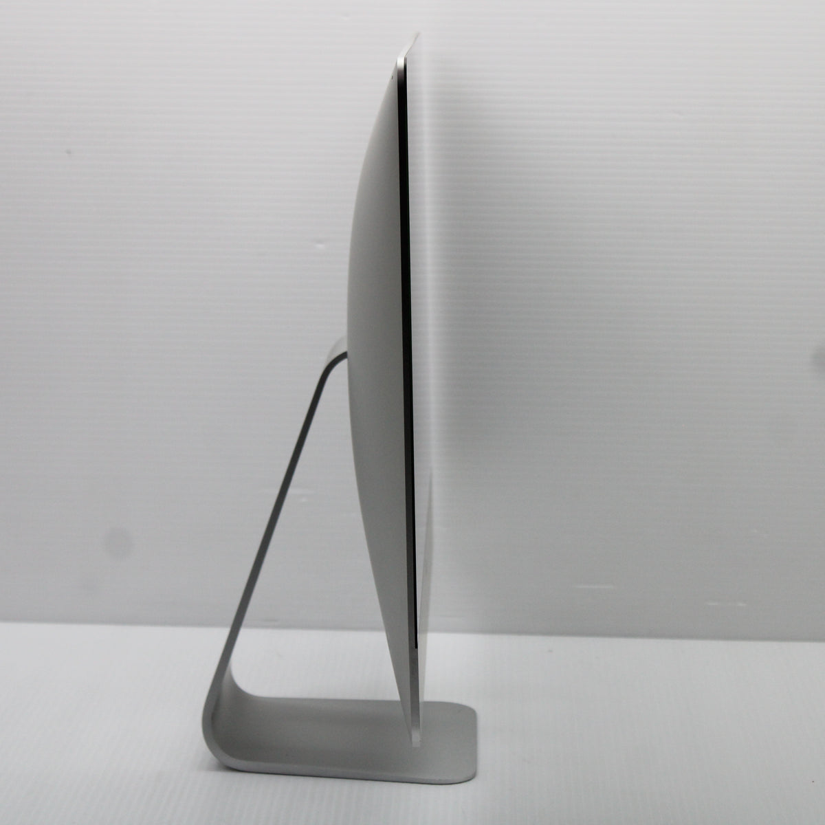 Apple iMac i5 (21.5-inch, 2014) 8GB RAM 1TB SSD Intel 4260U macOS Big Sur FHD