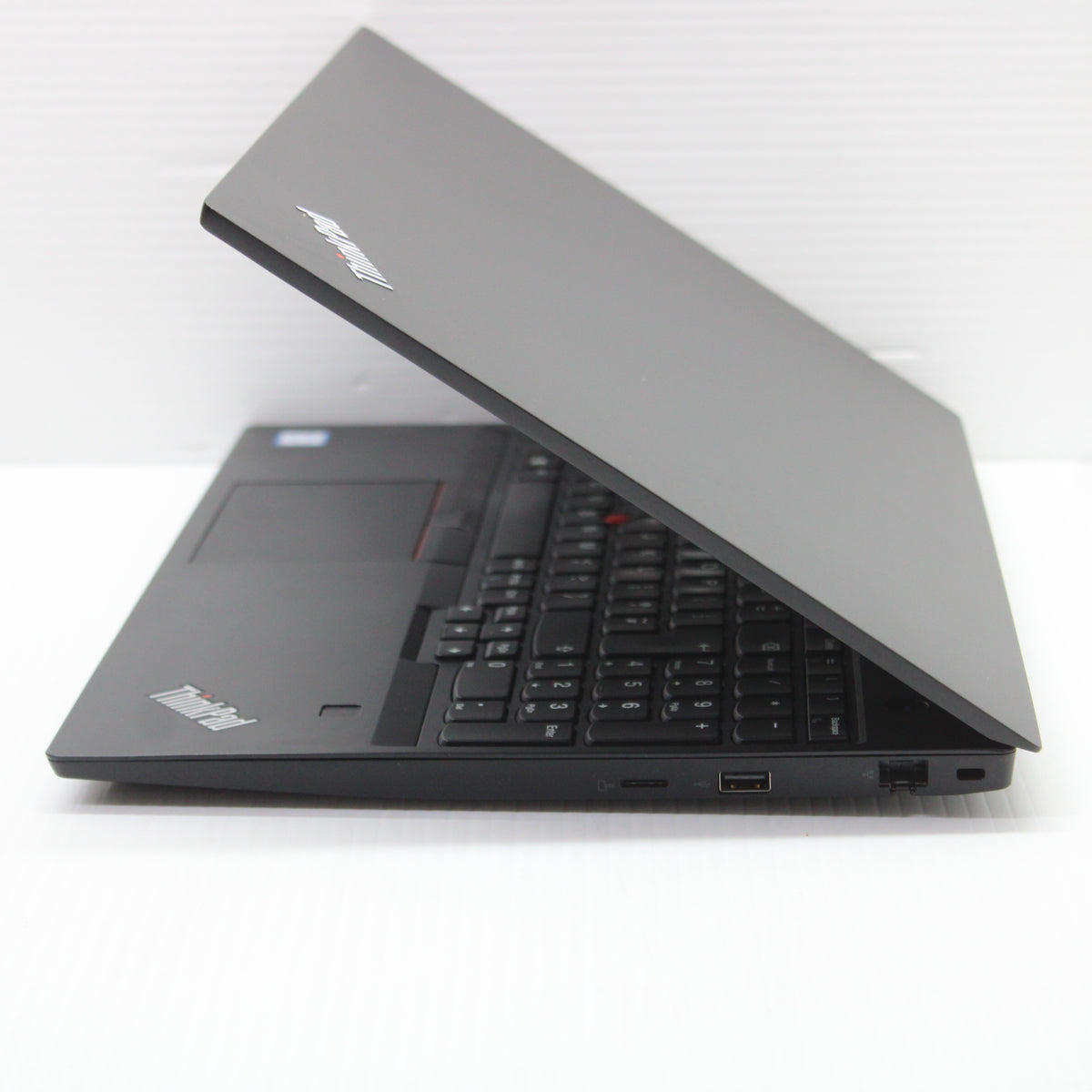 Lenovo ThinkPad i5 Laptop E580 15.6 in 8GB RAM 250GB SSD Intel 8250U Windows 11