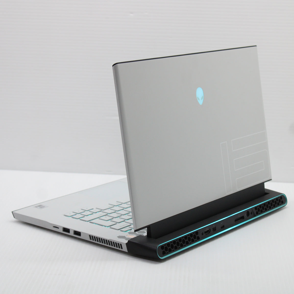 Alienware M15 R4 i9 Gaming Laptop 4K OLED 32GB RAM 2TB NVMe 10980HK RTX 3080