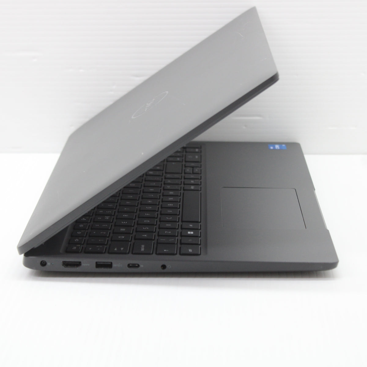 Dell Latitude i5 Laptop 3540 15.6 in 16GB RAM 256GB NVMe Intel 1335U Windows 11