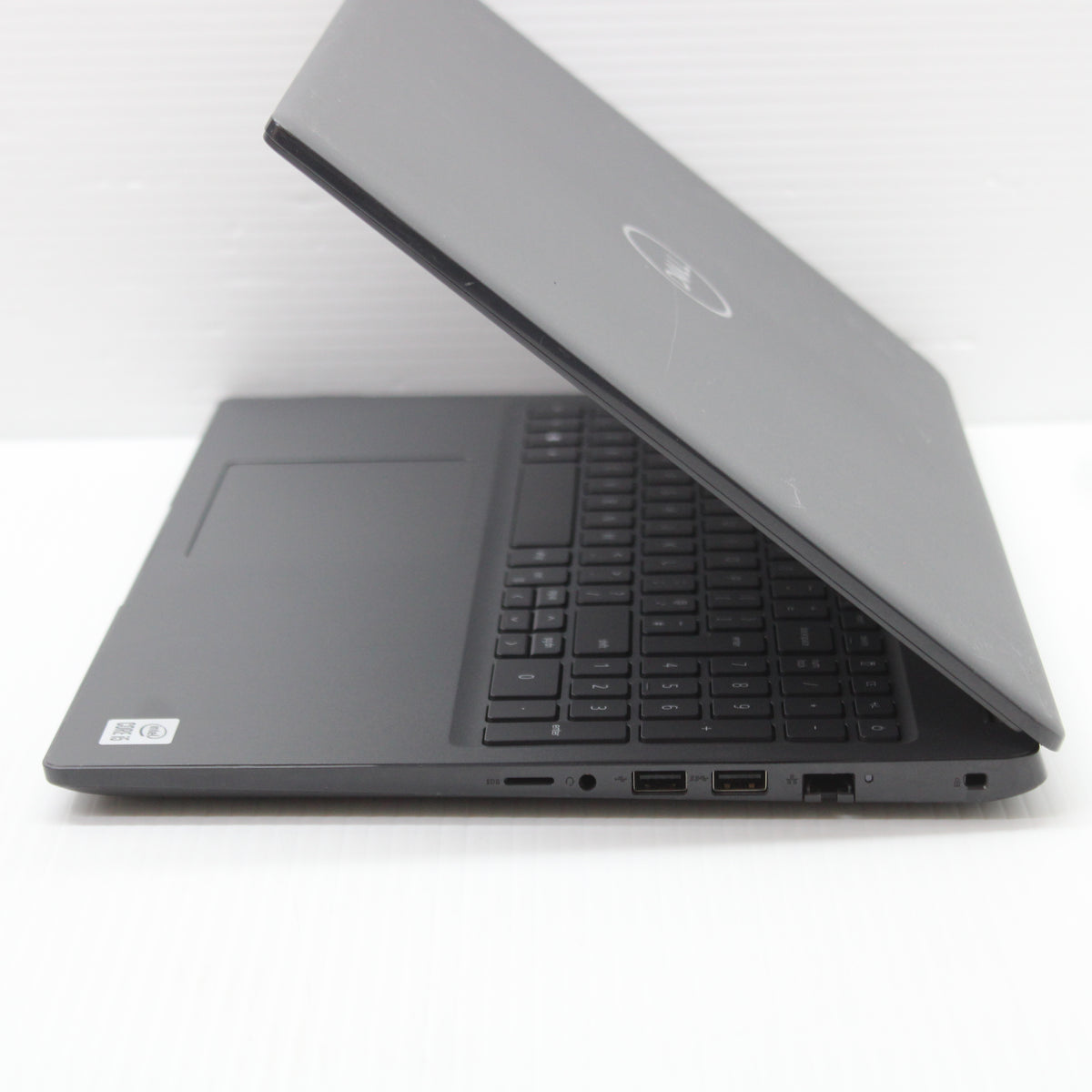Dell Latitude i5 Laptop 3510 15.6 in 8GB RAM 256GB NVMe Intel 10210U Windows 11
