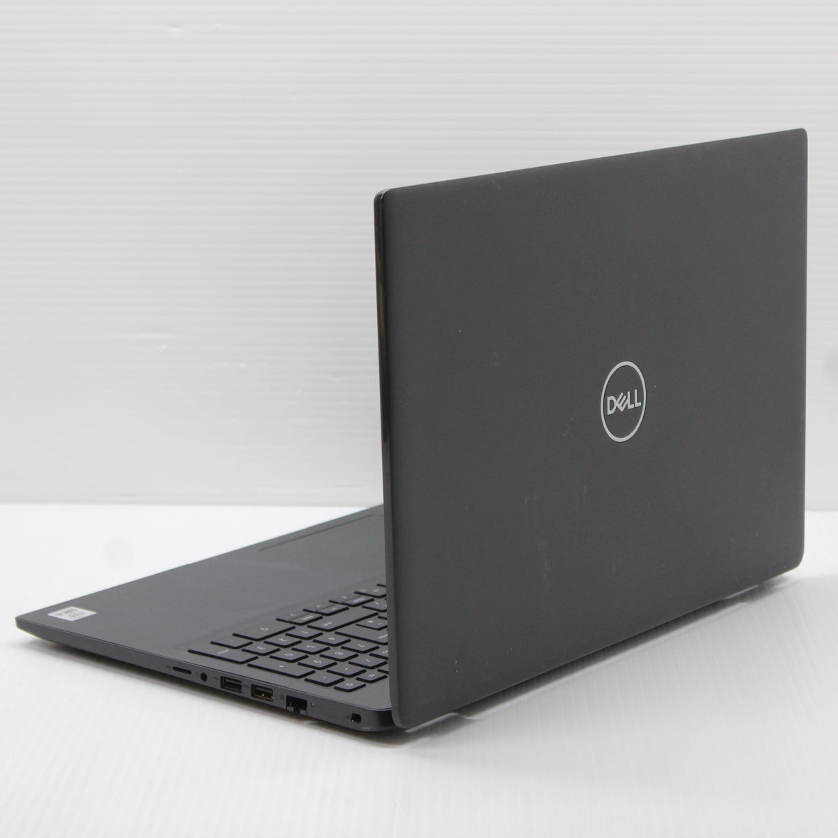 Dell Latitude i5 Laptop 3510 15.6 in 8GB RAM 256GB NVMe Intel 10210U Windows 11