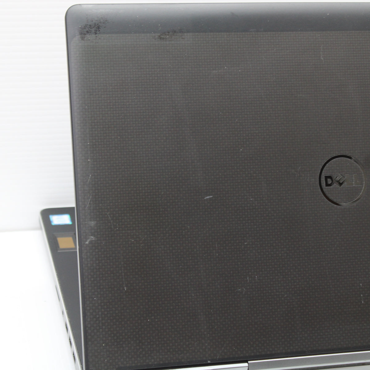 Dell Precision 7710 Laptop 17 in 32GB RAM 512GB NVMe Xeon E3-1535M Quadro M4000M