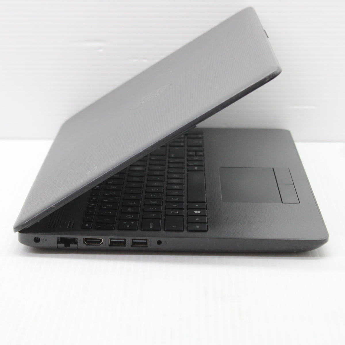 HP NoteBook 255 G7 15.6 inch 8GB RAM 256GB SSD AMD Ryzen 3 3200U Windows 11