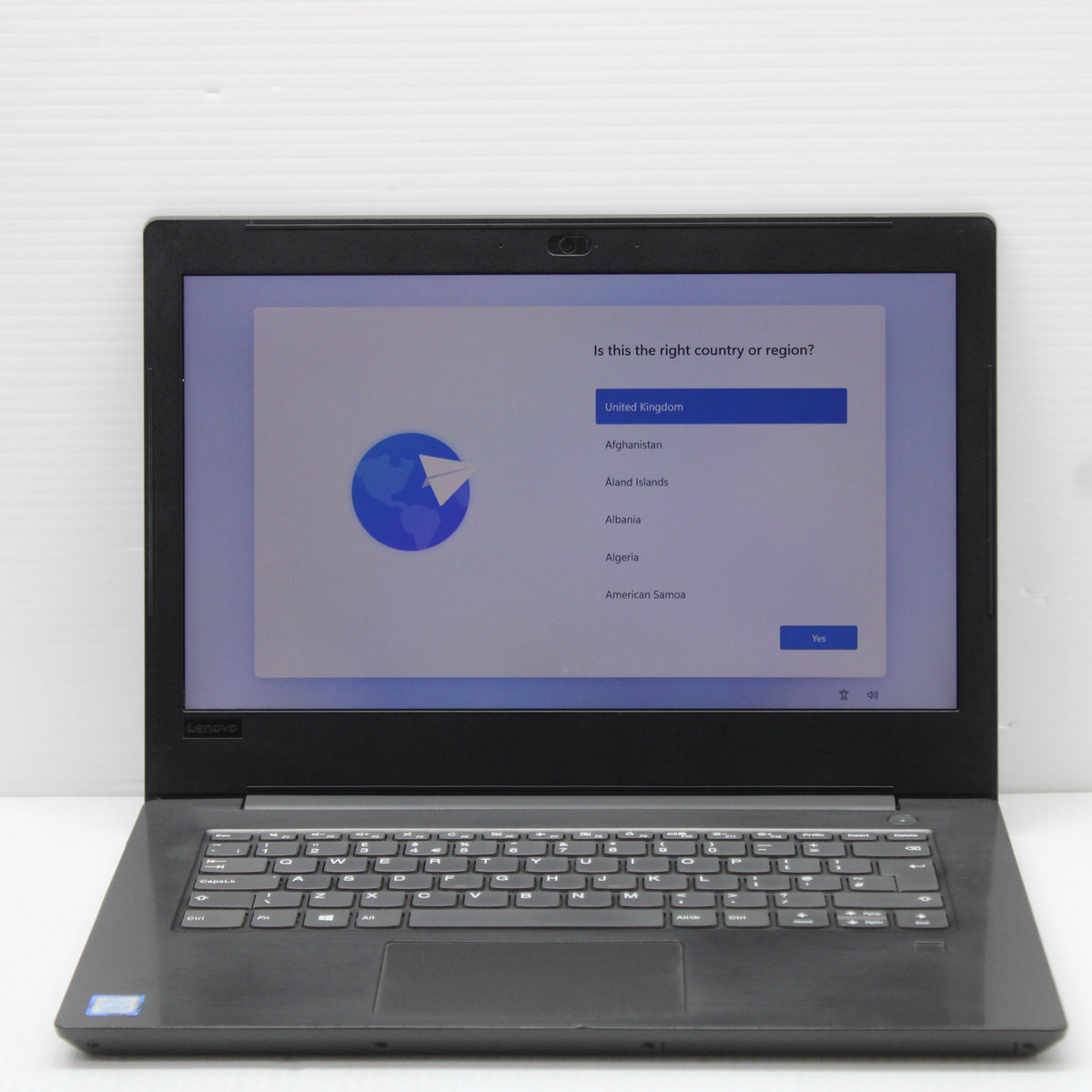 Lenovo V330 i5 Laptop 14 inch 8GB RAM 256GB NVMe SSD Intel 8250U Windows 11