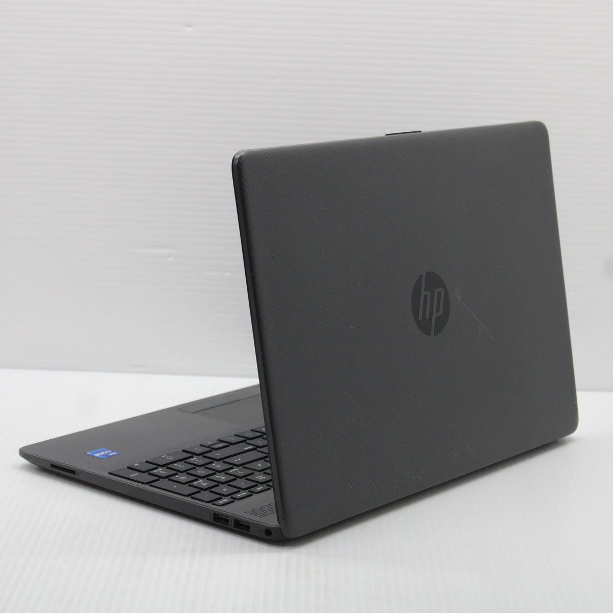 HP NoteBook i7 Laptop 250 G8 15.6 in 16GB RAM 256GB NVMe Intel 1165G7 Windows 11