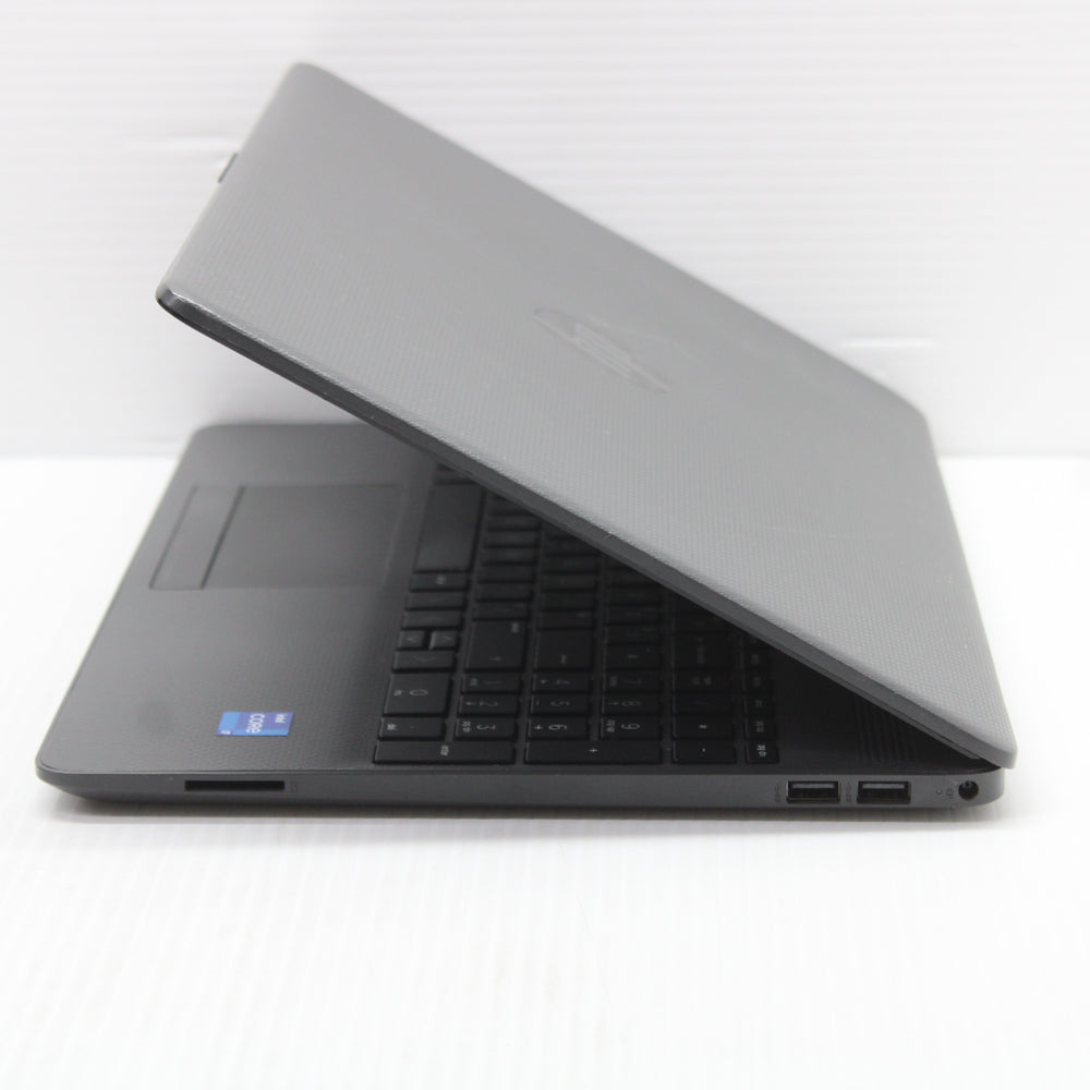 HP NoteBook i7 Laptop 250 G8 15.6 in 16GB RAM 256GB NVMe Intel 1165G7 Windows 11