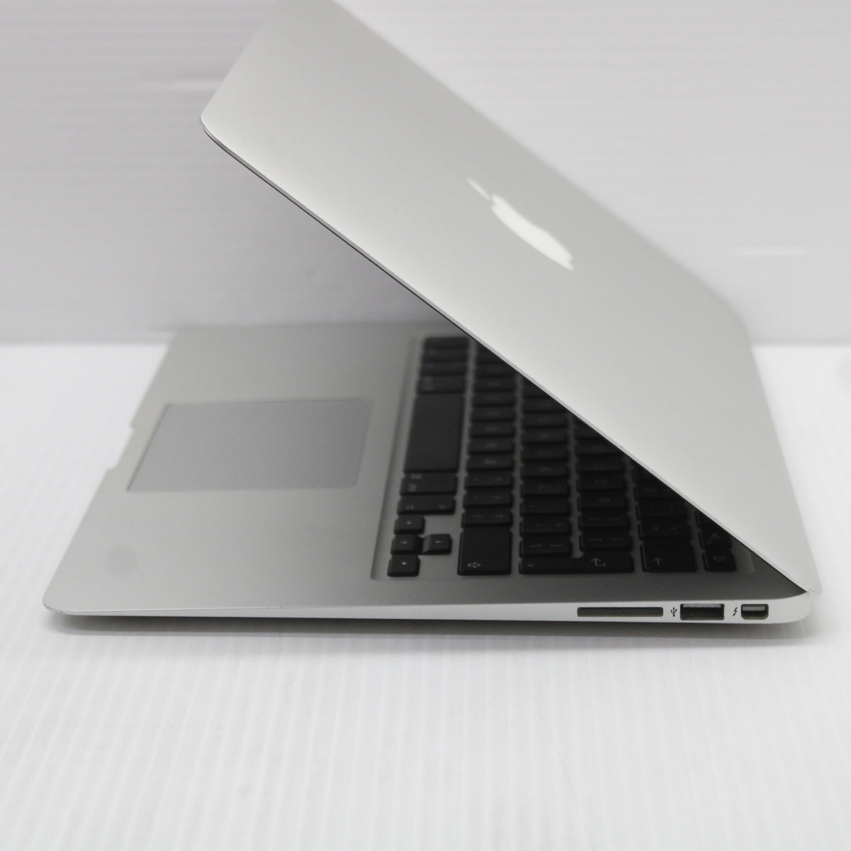 Apple MacBook Air i5 (13-inch, 2013) 4GB RAM 256GB SSD Intel 4250U macOS Big Sur