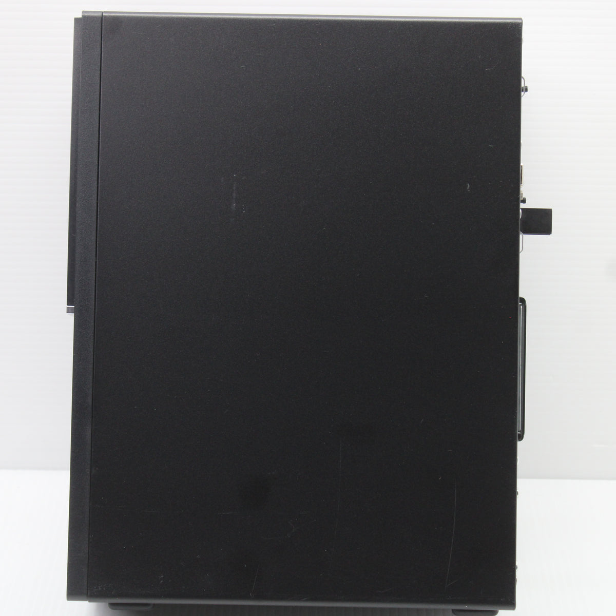 Lenovo V530 Desktop PC 8GB RAM 256GB NVMe SSD AMD Ryzen 3 2200G Windows 11