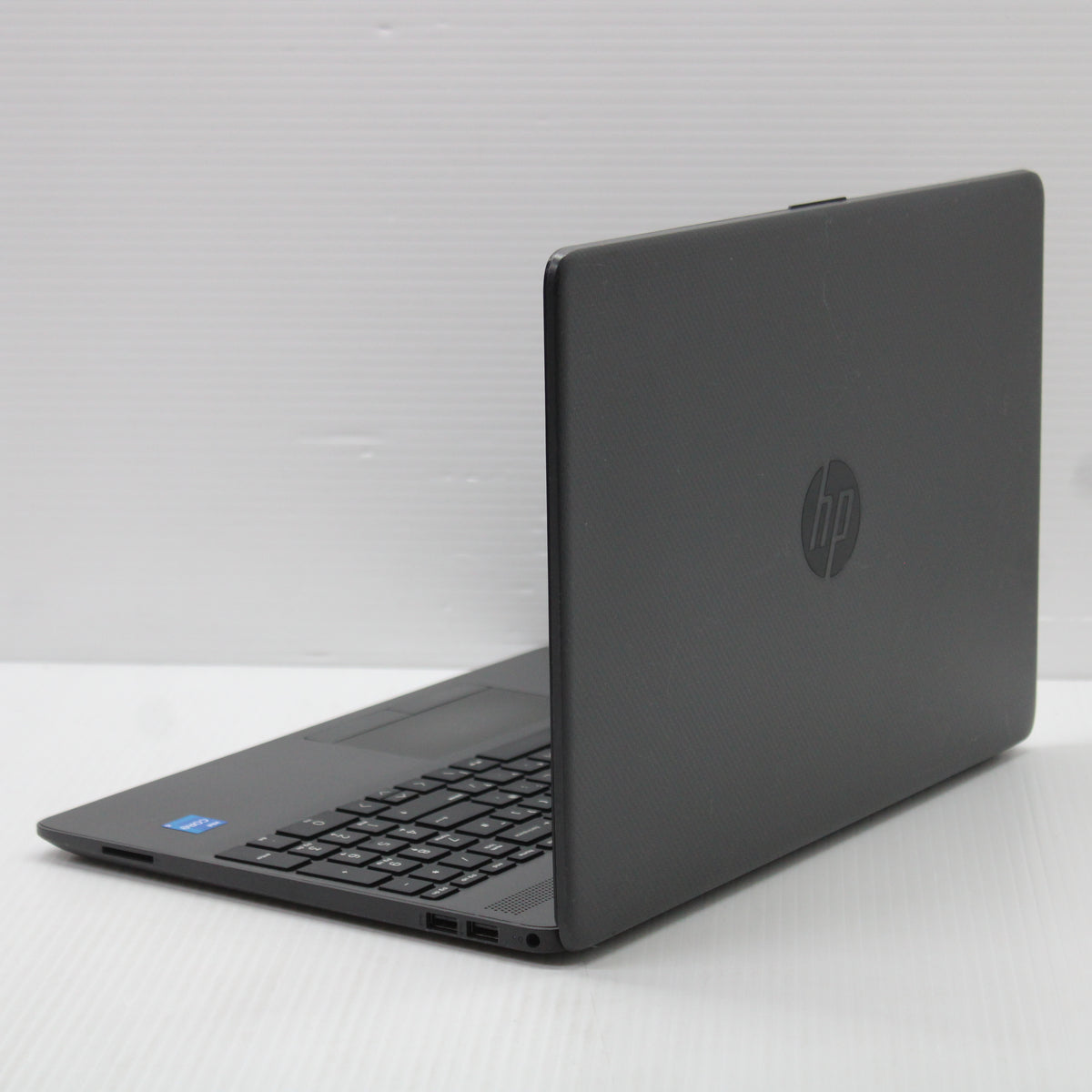 HP NoteBook i5 Laptop 15.6 in 250 G8 16GB RAM 500GB SSD Intel 1135G7 Windows 1