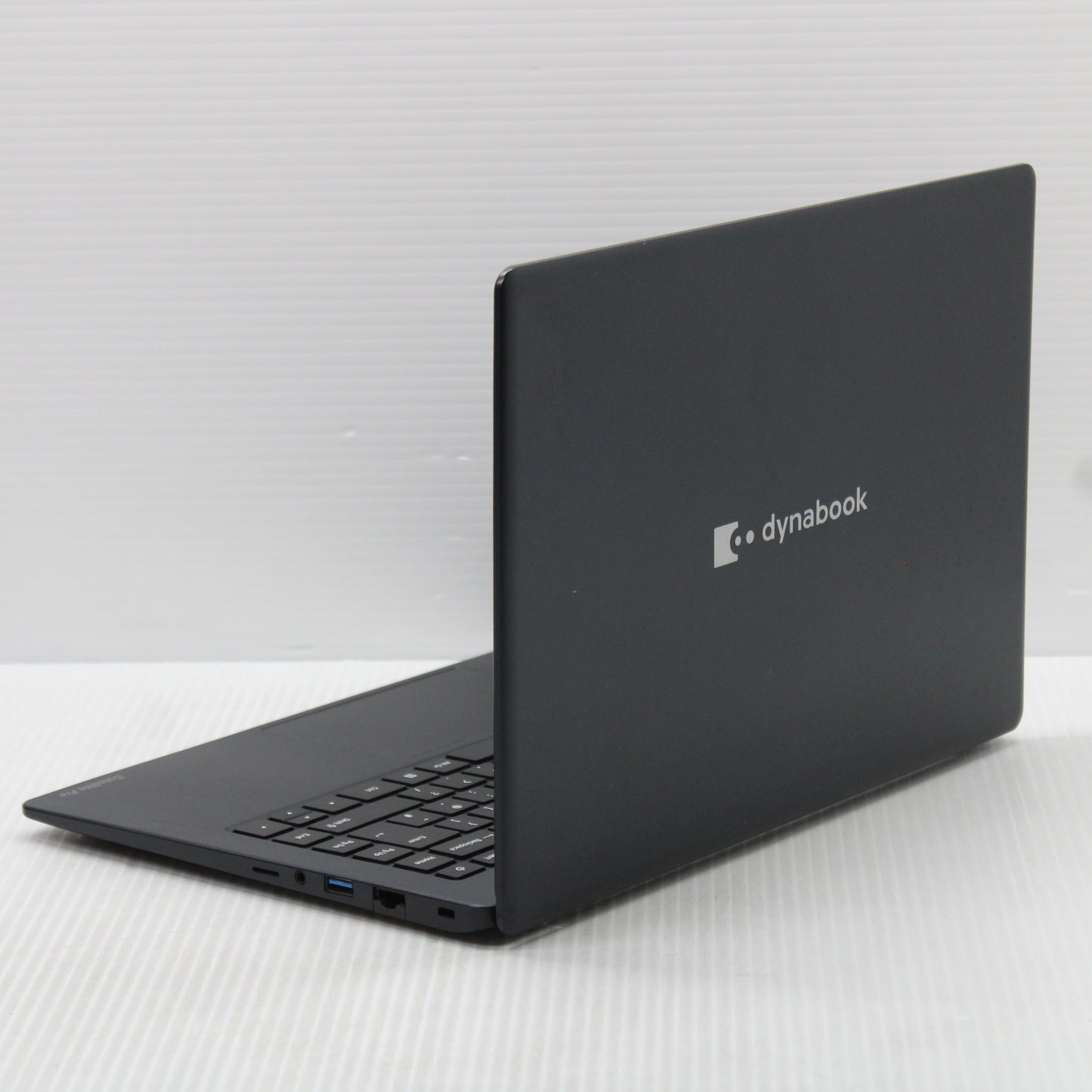 Dynabook | C40-H-10F | Intel Core i5-1035G1 | 8GB DDR4 3200MHz (1 module) | 256GB SSD | Good - Refurbished
