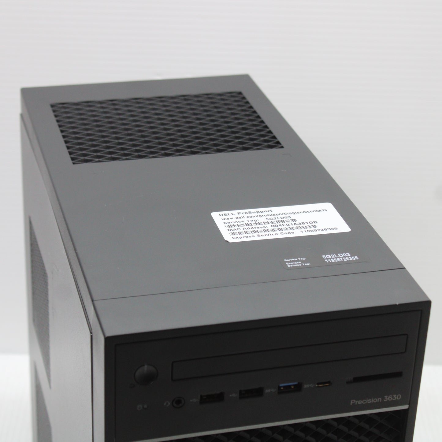 Dell | 3630 | i7-9700K | 32GB DDR4 2666MHz (2 modules) | 512GB NVMe SSD | Good - Refurbished
