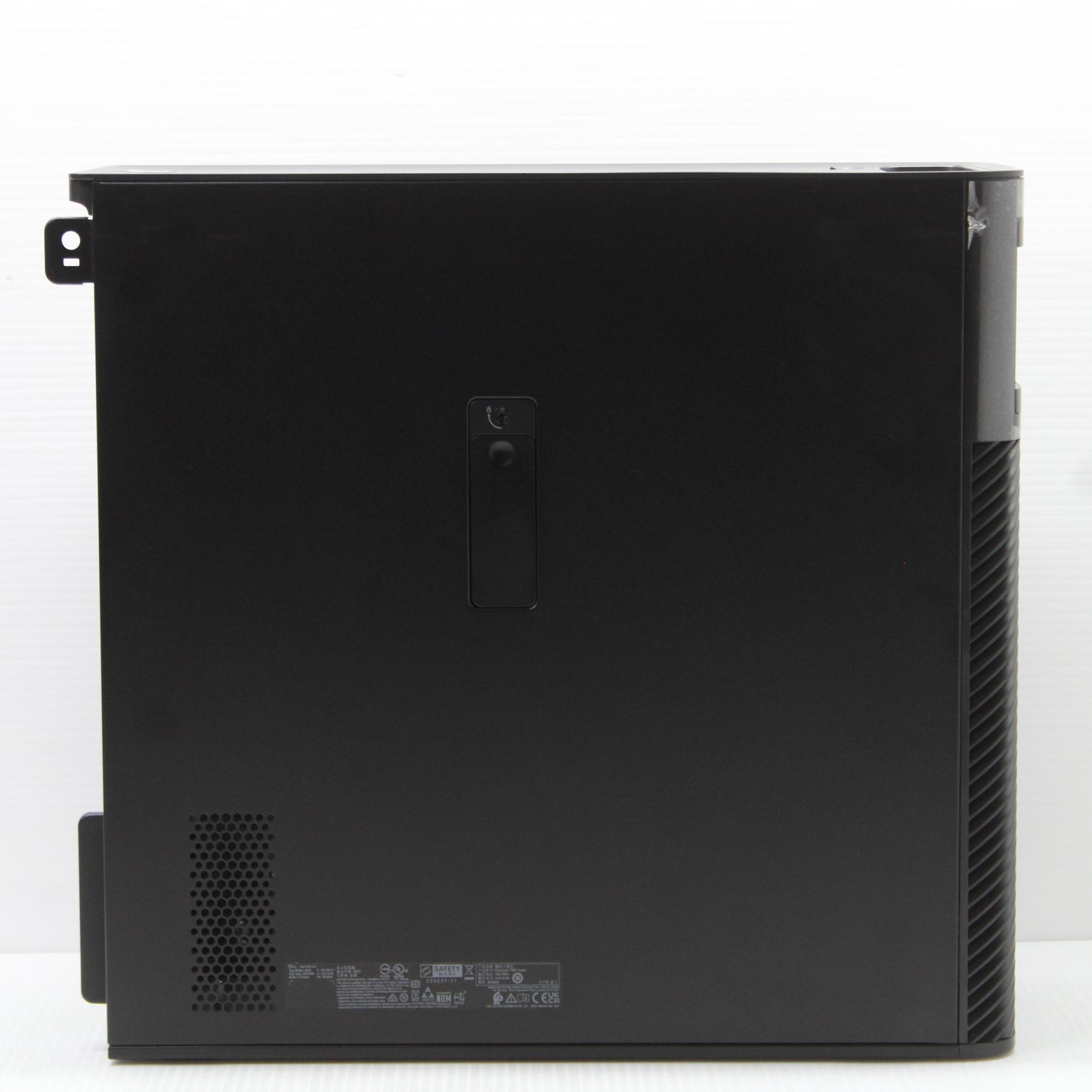 Dell | 7865 | Ryzen Threadripper PRO 5975WX 32-Cores | 128GB DDR4 3200MHz (4 modules) | 4TB + 2TB (both NVMe SSD) | Very Good - Refurbished
