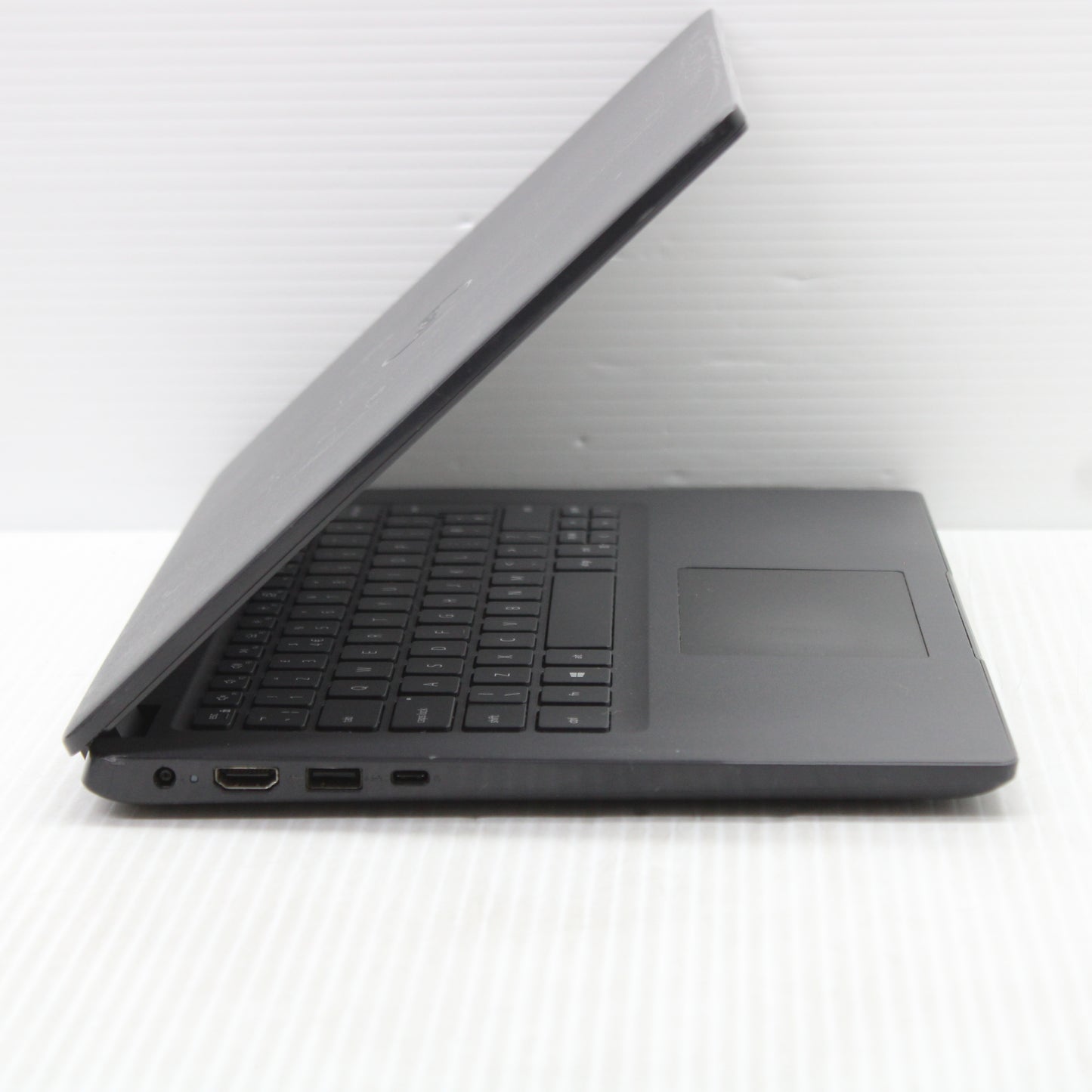 Dell | 3410 | i5-10210U | 8GB DDR4 3200MHz (1 module) | 256GB NVMe SSD | Used - Acceptable